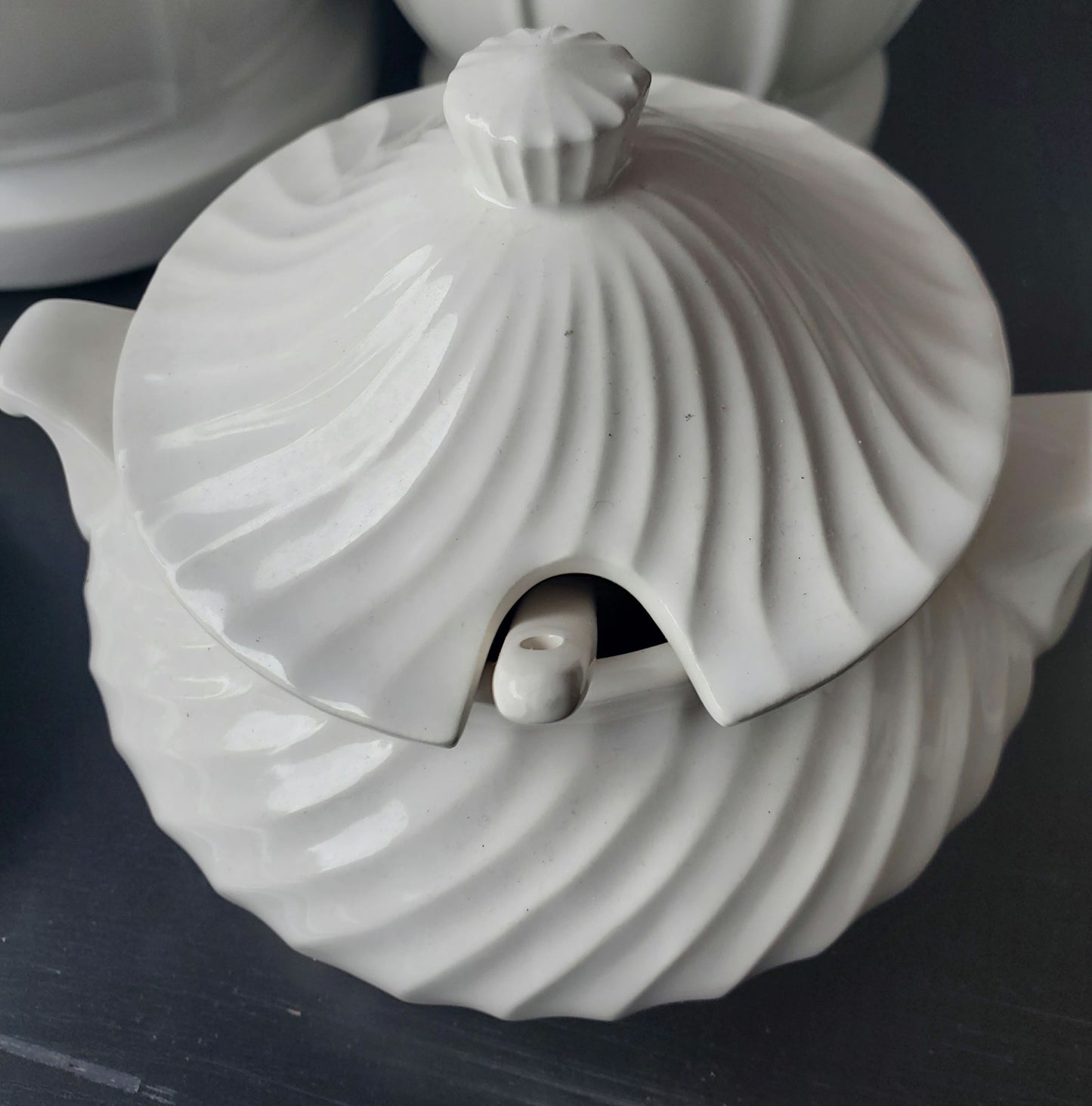 Medium size 2 piece white sugar bowl set image 0