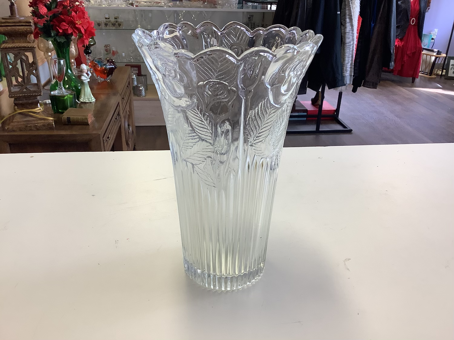 Large glass rose vase image 0