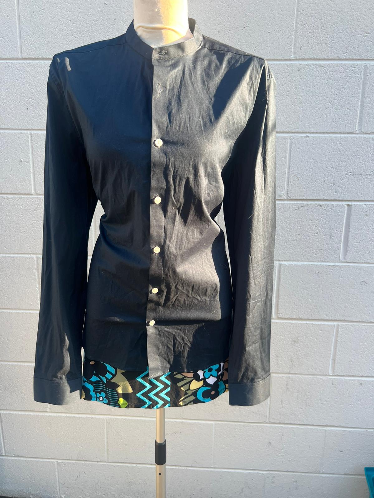 Button front shirt XL image 0