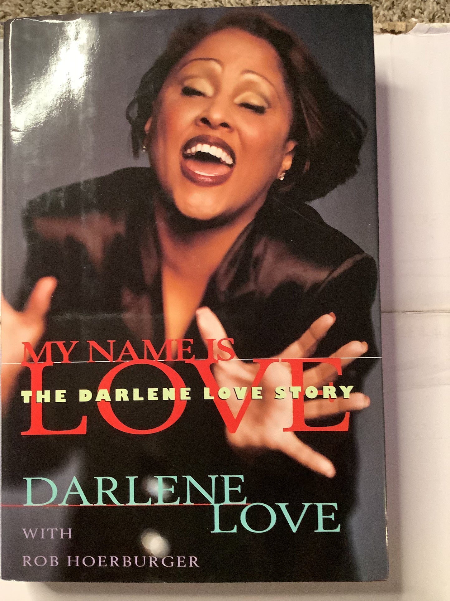 Between Each Line of Pain and Glory: My Life Story by Gladys Knight – Hardcover  image 2
