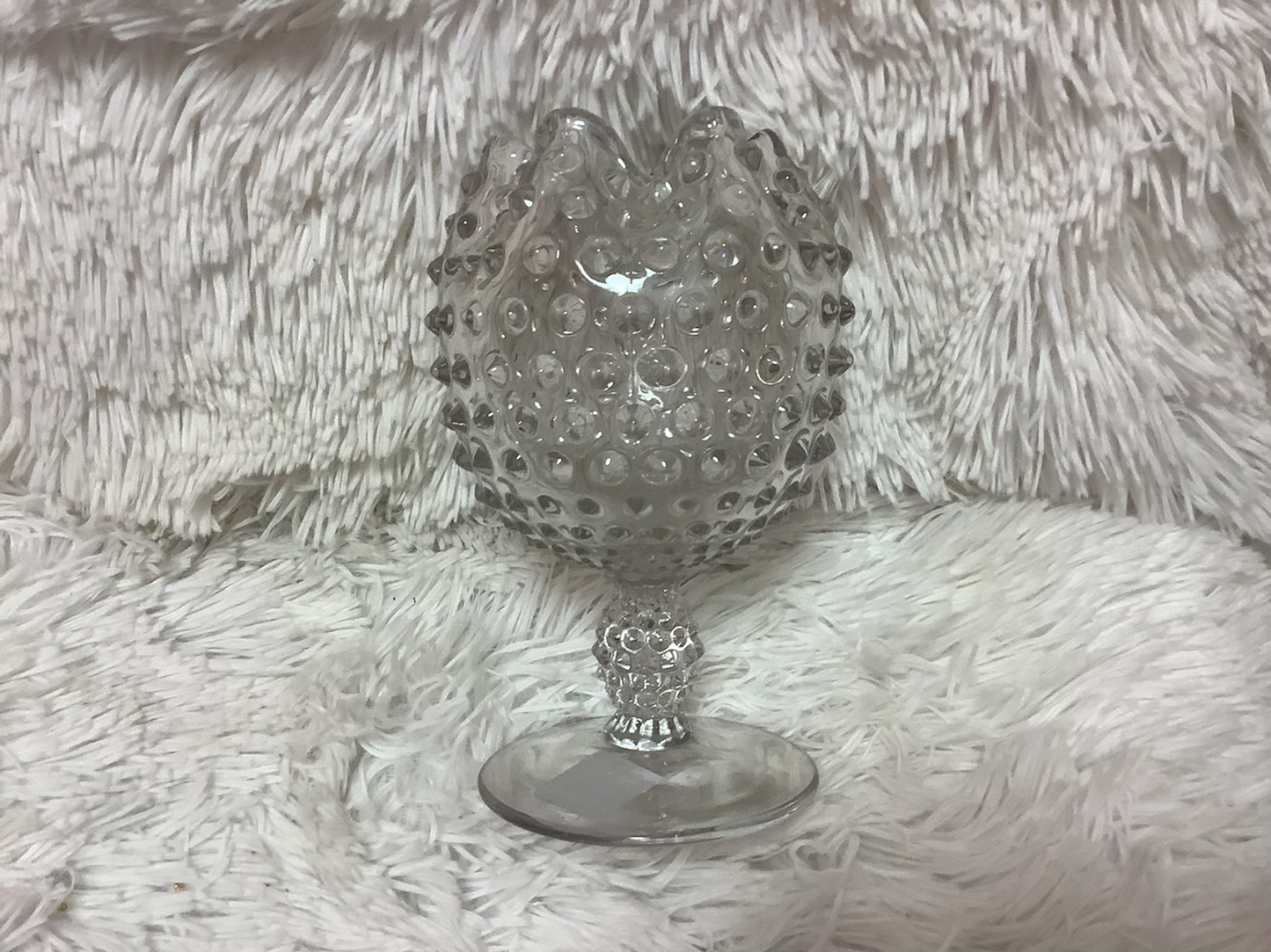 Handkerchief textured wine glass image 0
