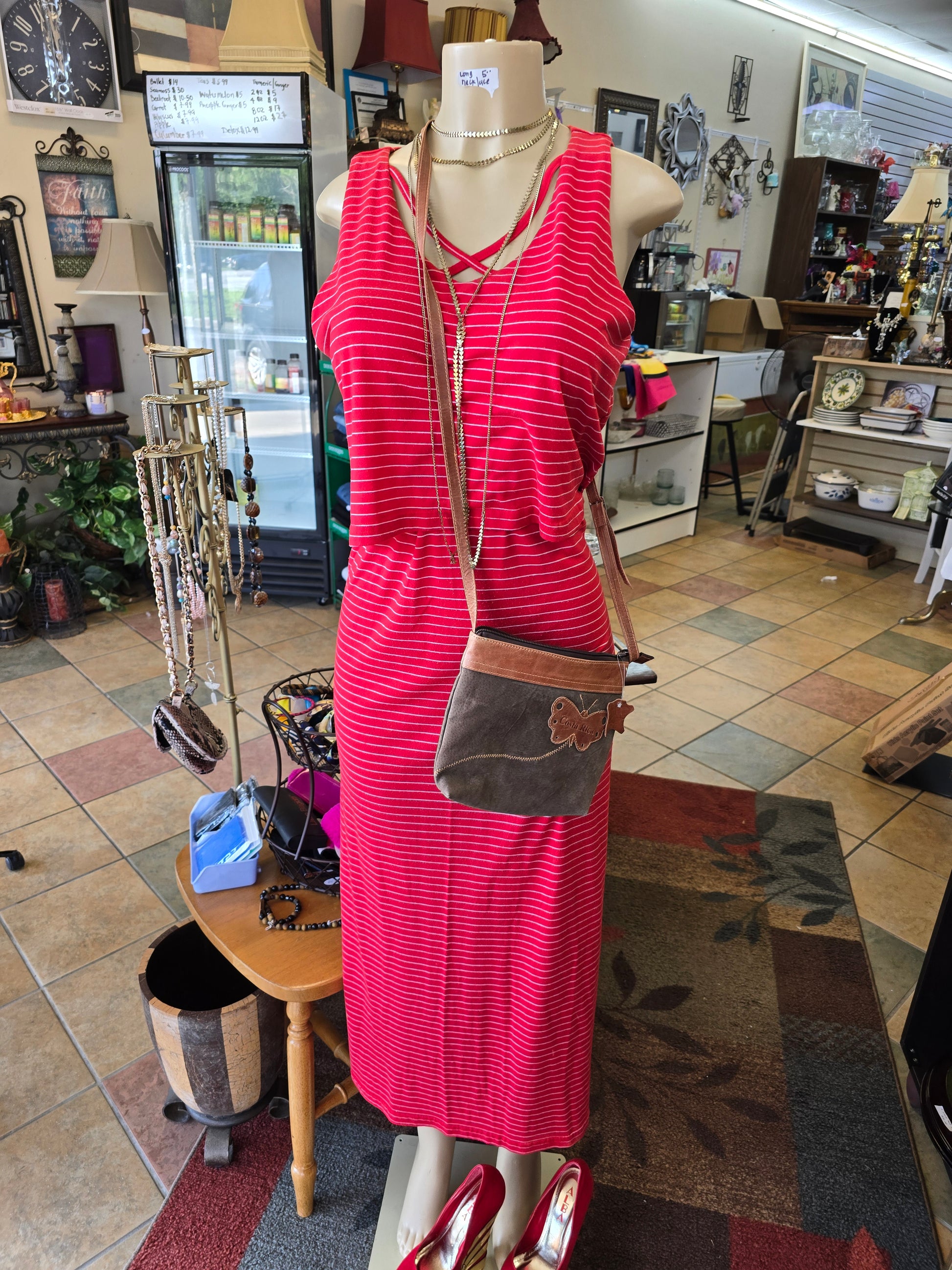 Red dress image 1