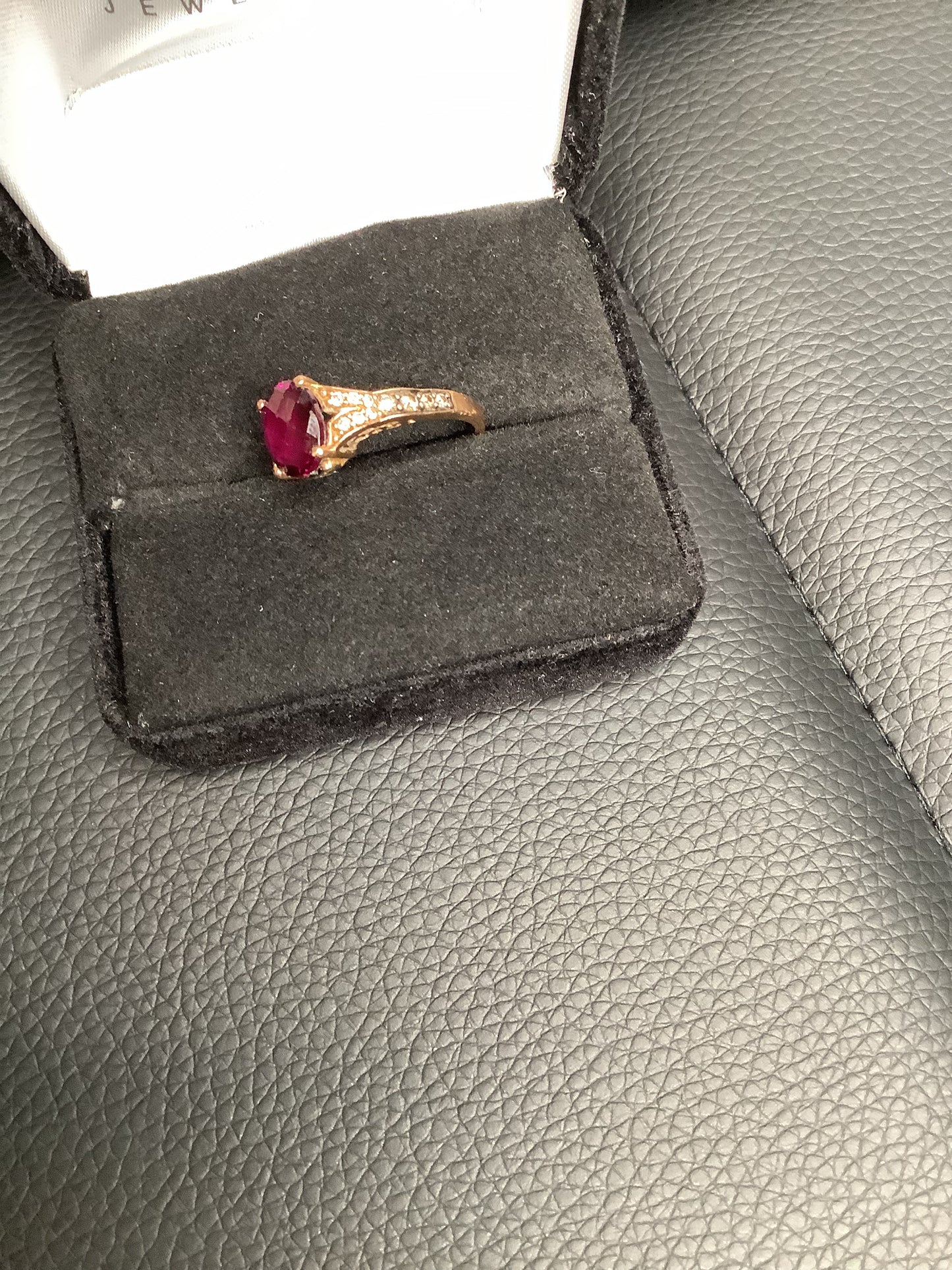 Kay Jewelry Levian ring size 7 image 5