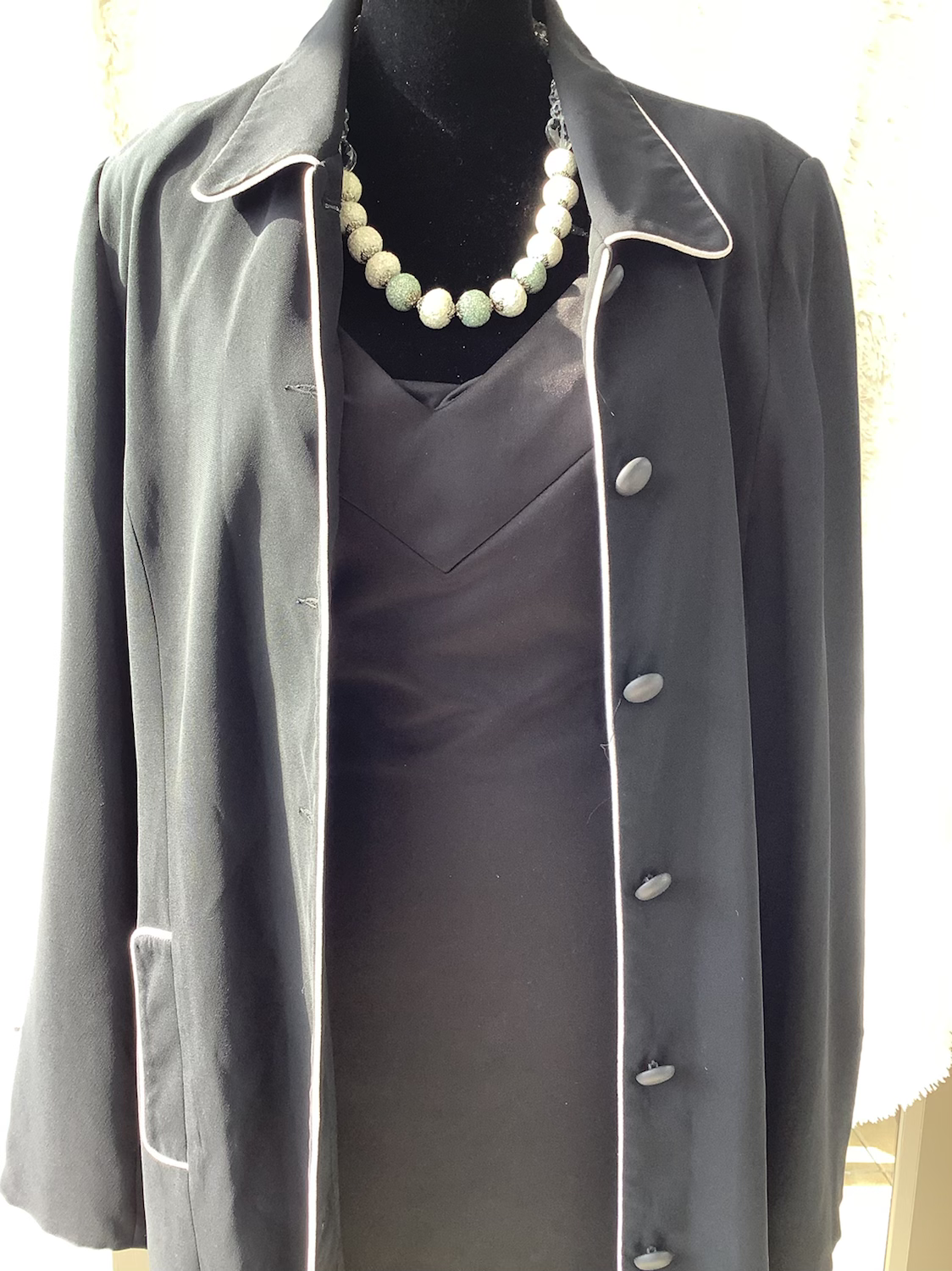 Long Elegant legs wemons jacket size 18 image 0