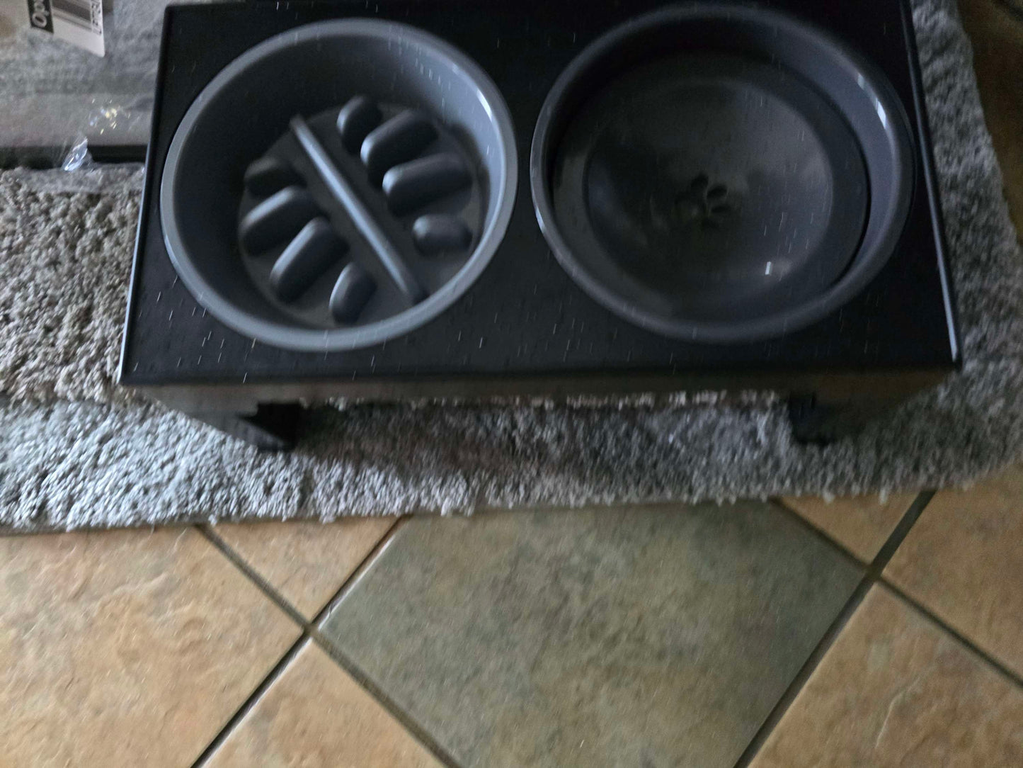 Dog bowl image 0