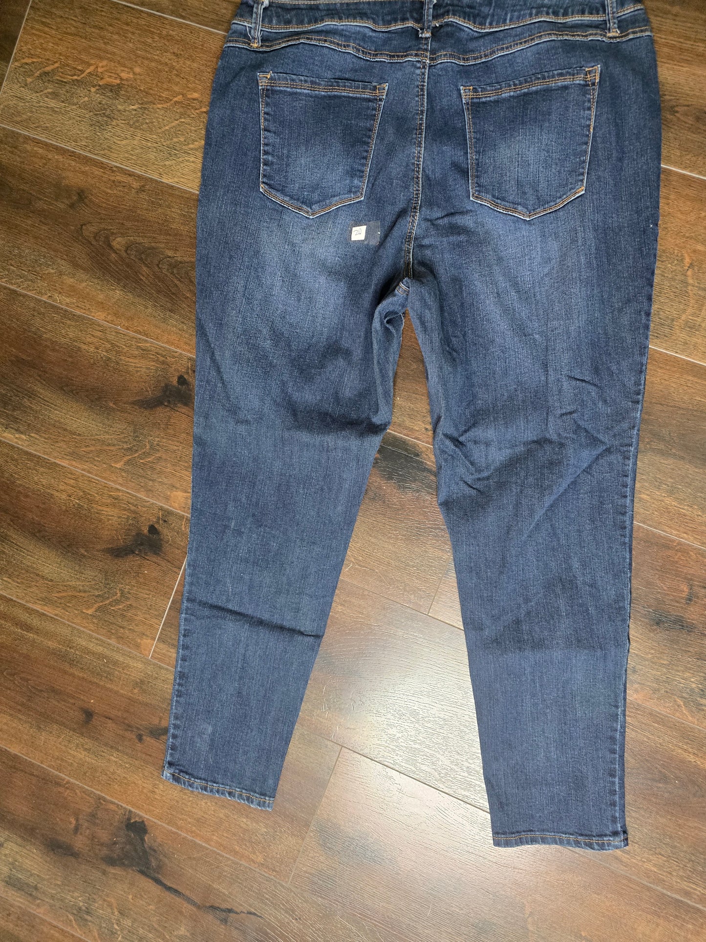 Women jeans/denim size 22 image 3