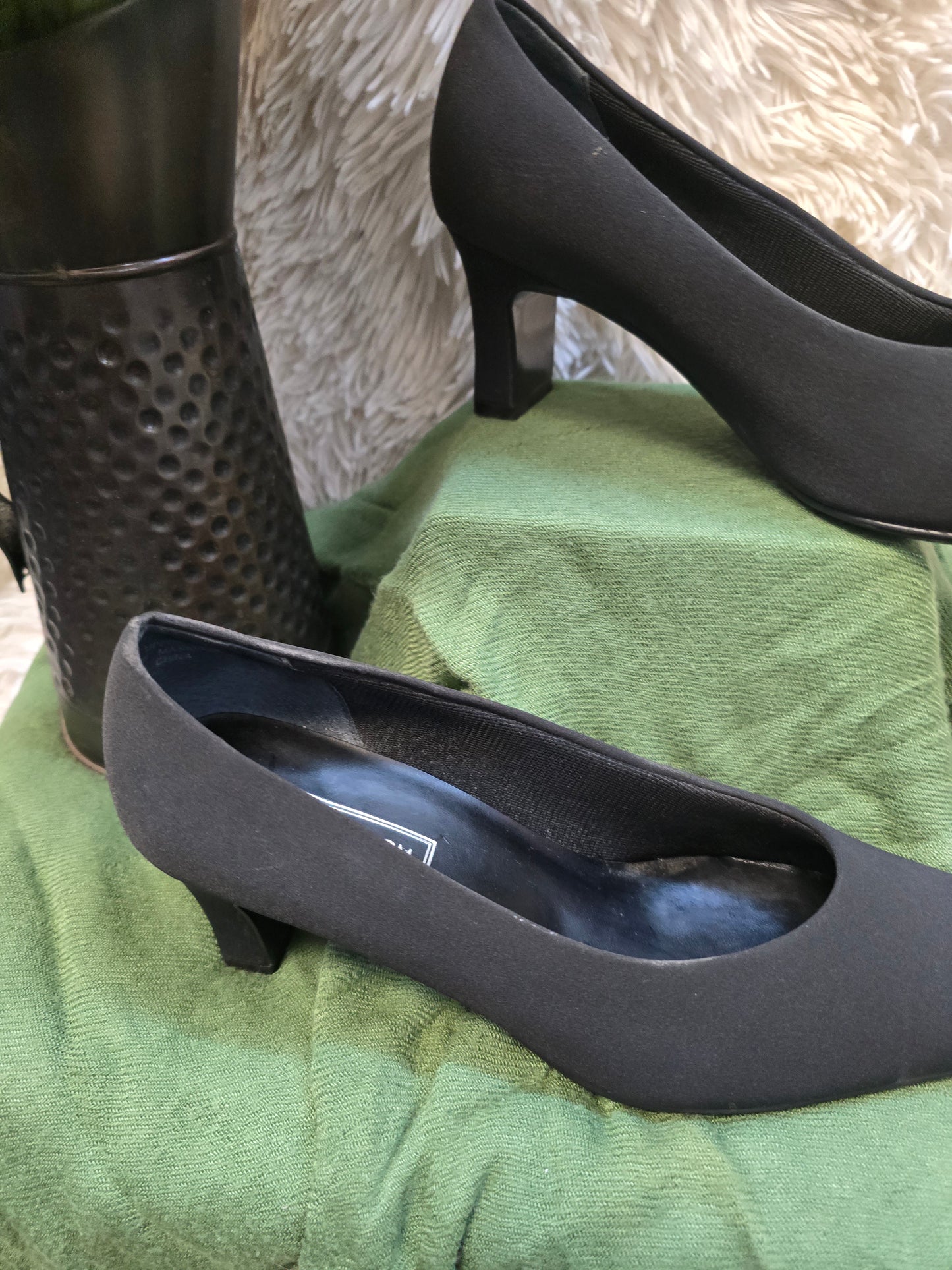 Nordstrom black shoe size 7w image 2