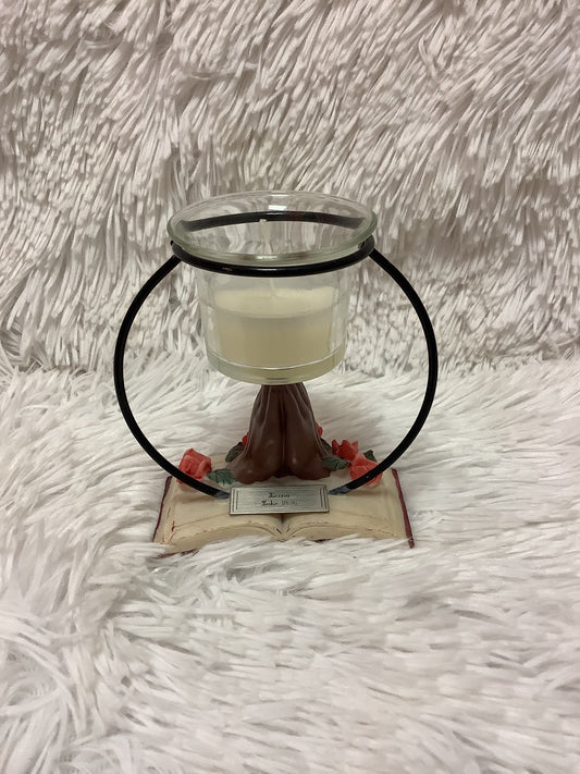 Small Prayer Hands Candle Holder image 0