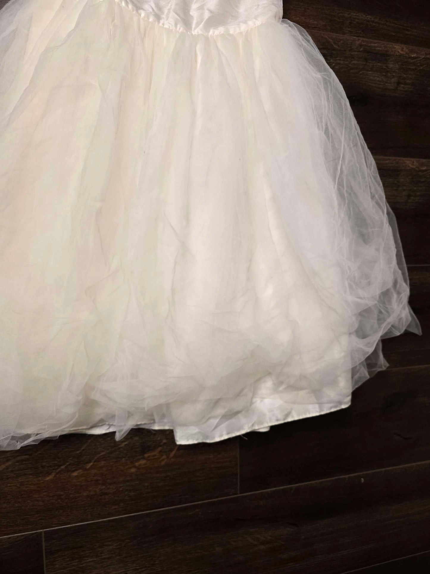 White girl dress size 8 image 4