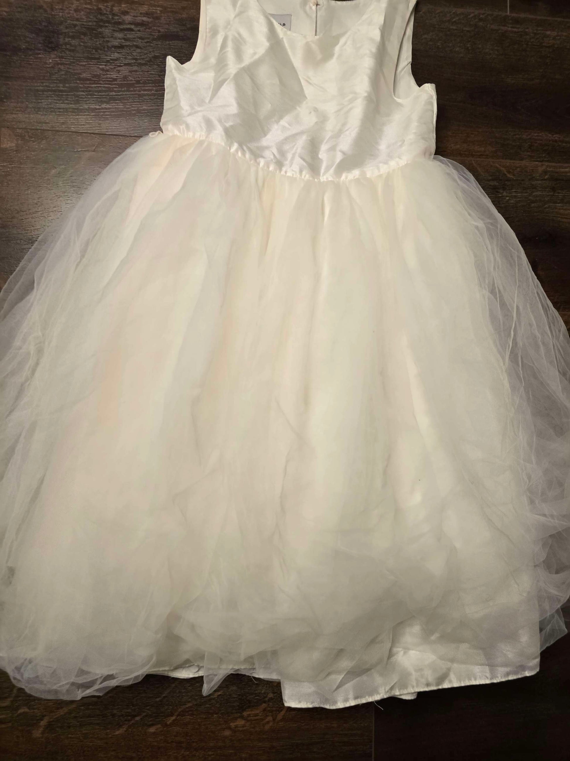 White girl dress size 8 image 2