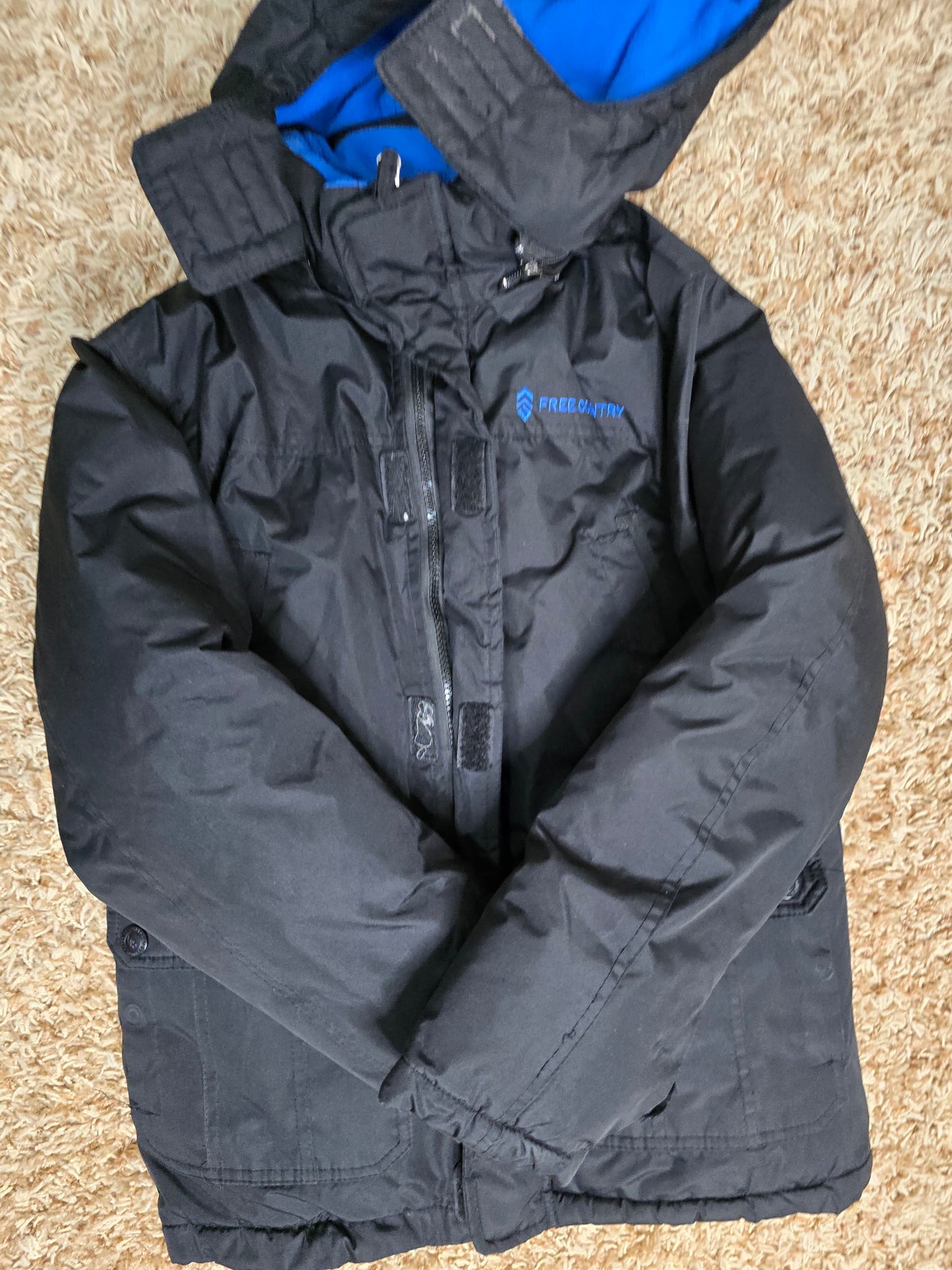 Puffy winter coat 10/12 image 2