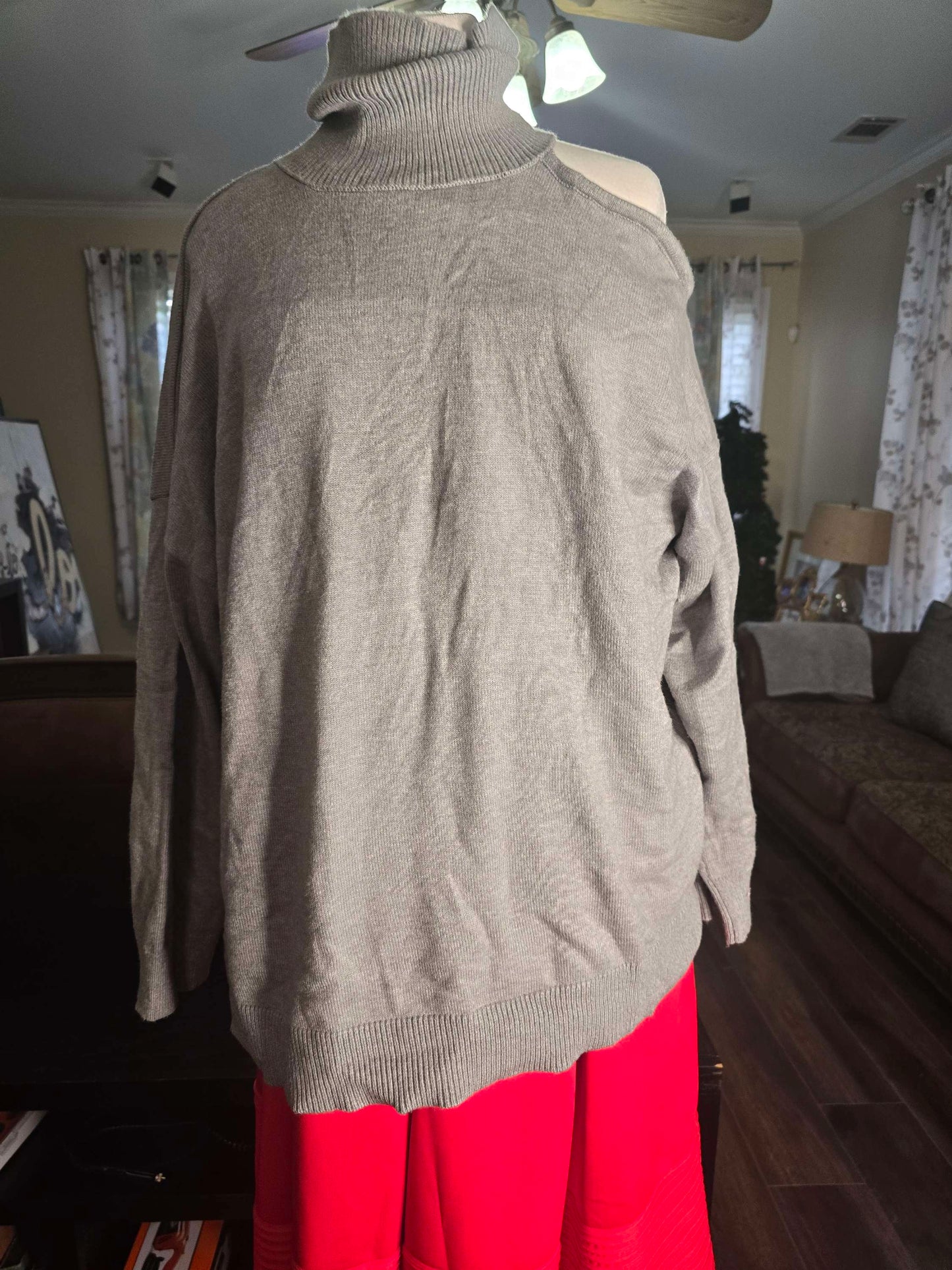 Turtle neck off shoulder gray sweater 22/24 image 0