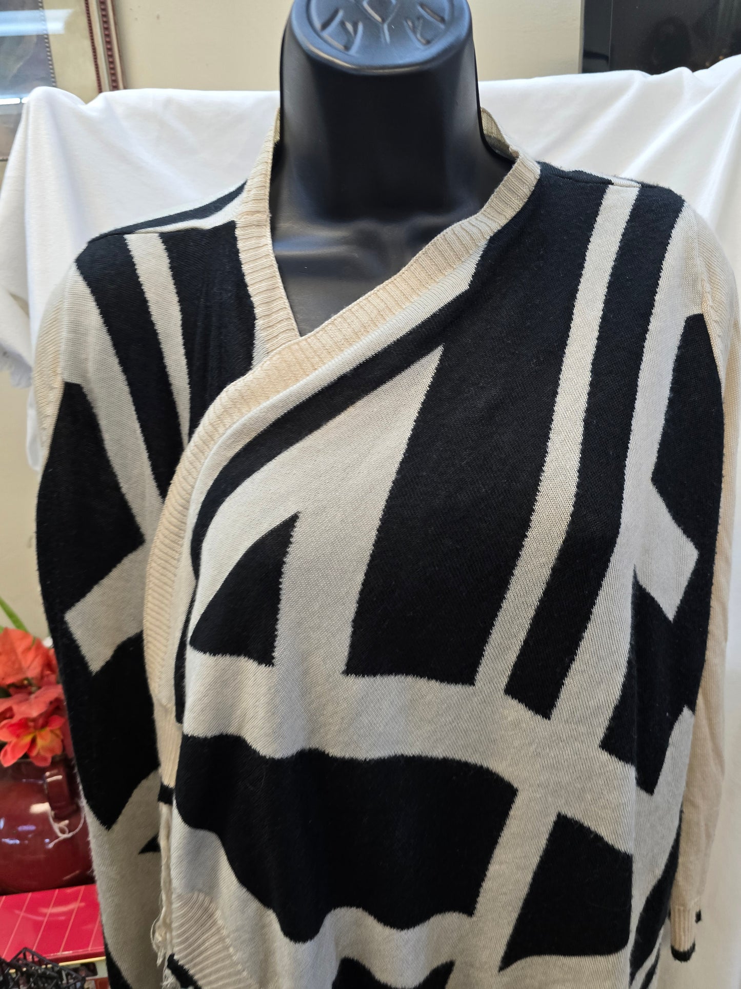 Sweater medium image 3