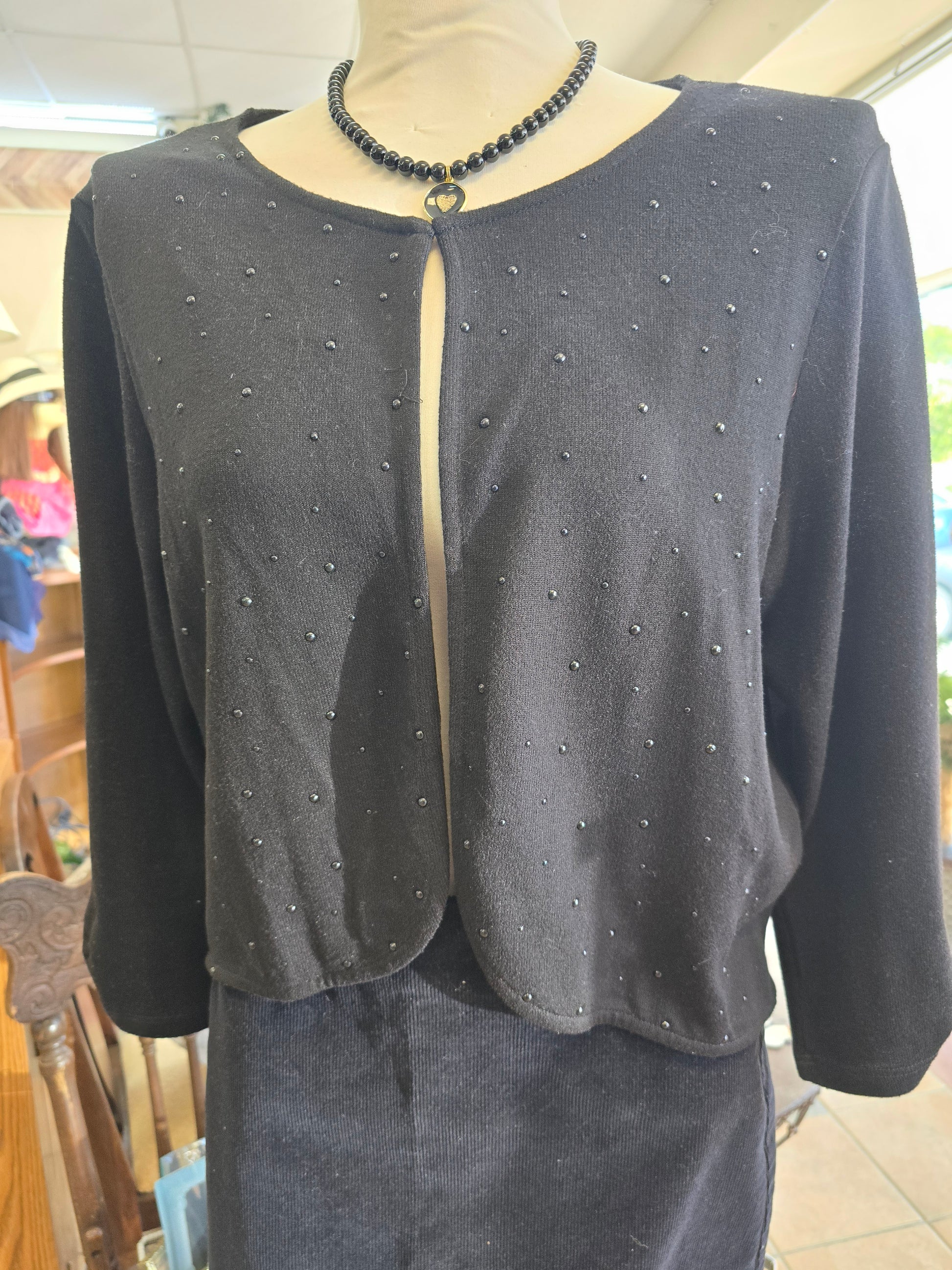 Sweater size L image 4