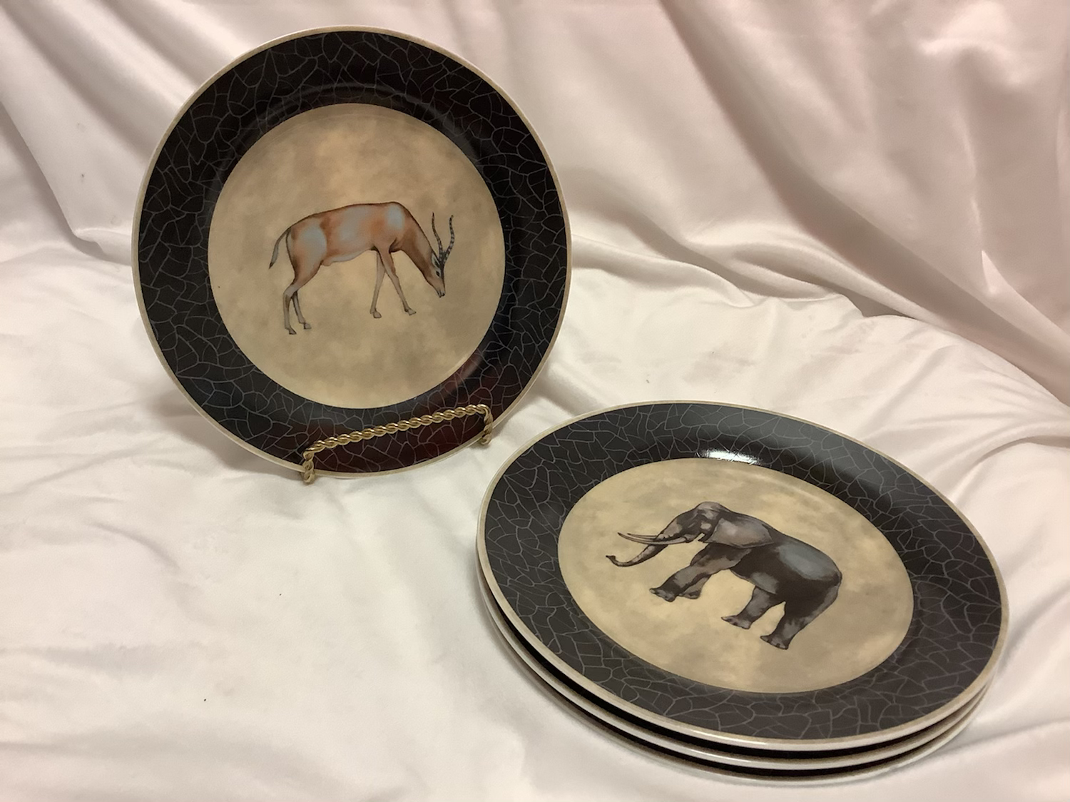 Set of 4 Safari Plates image 5