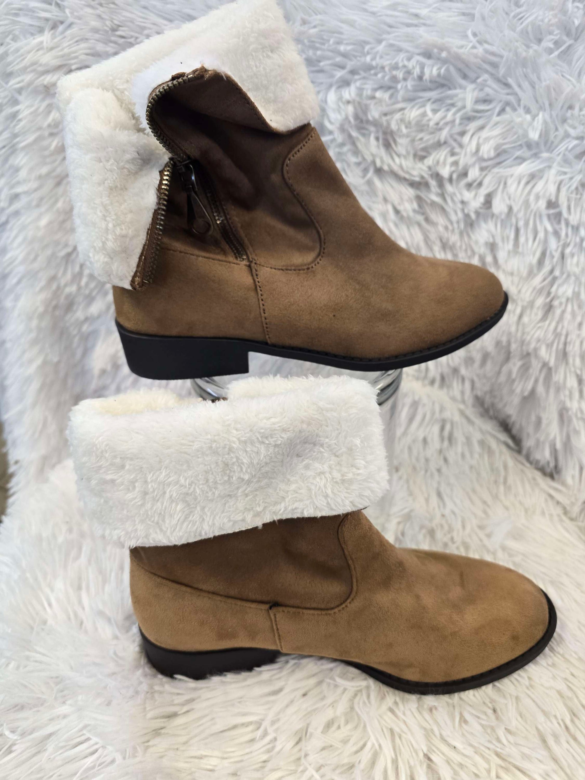 Girls boots  size 7 image 1