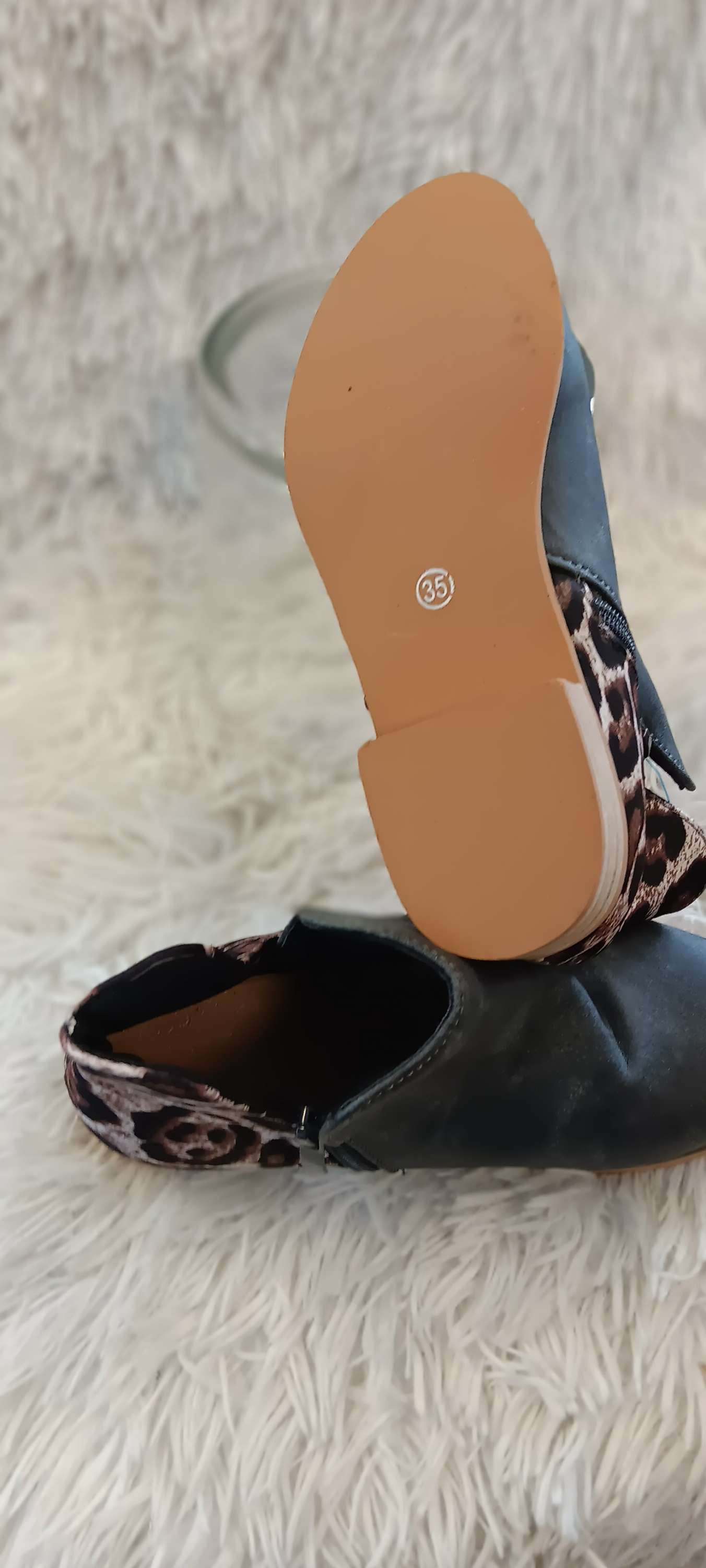 Ankle boots size 35 image 2