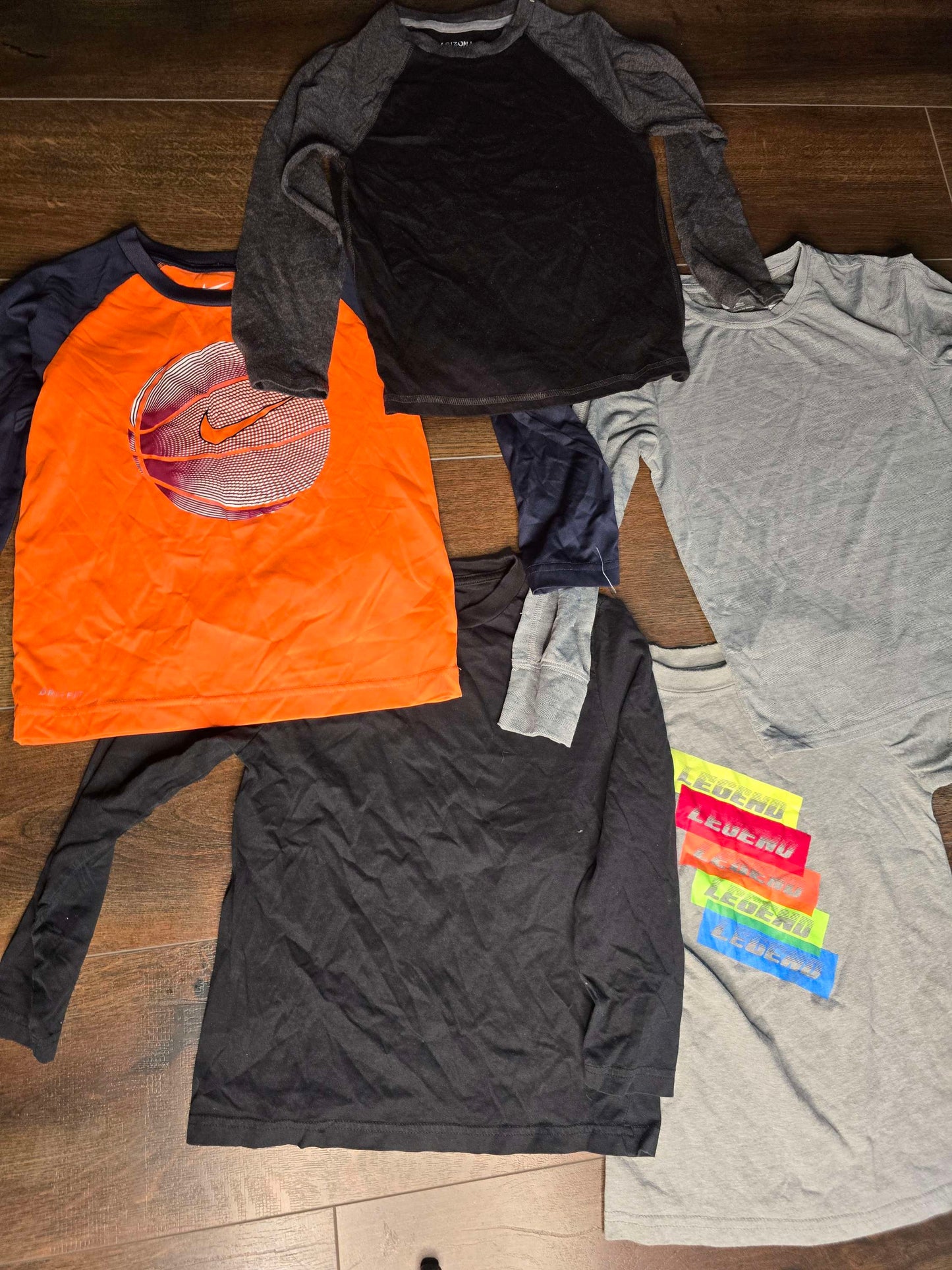 Set of 5 long sleeve boy shirt size 6 image 2