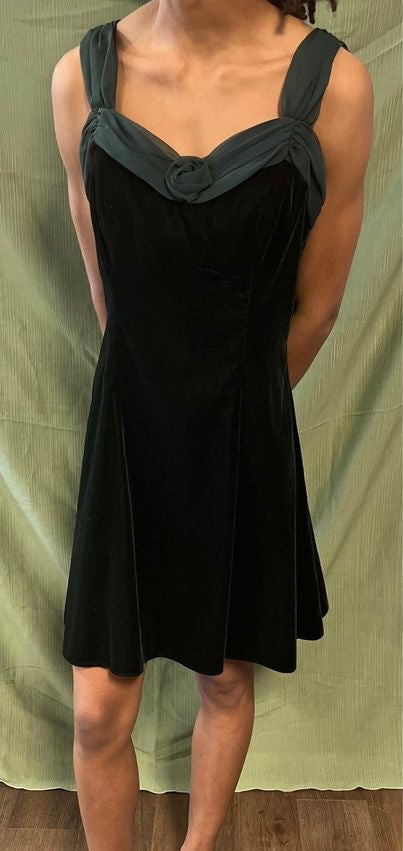 ZUM ZUM Knee Length Dress image 0