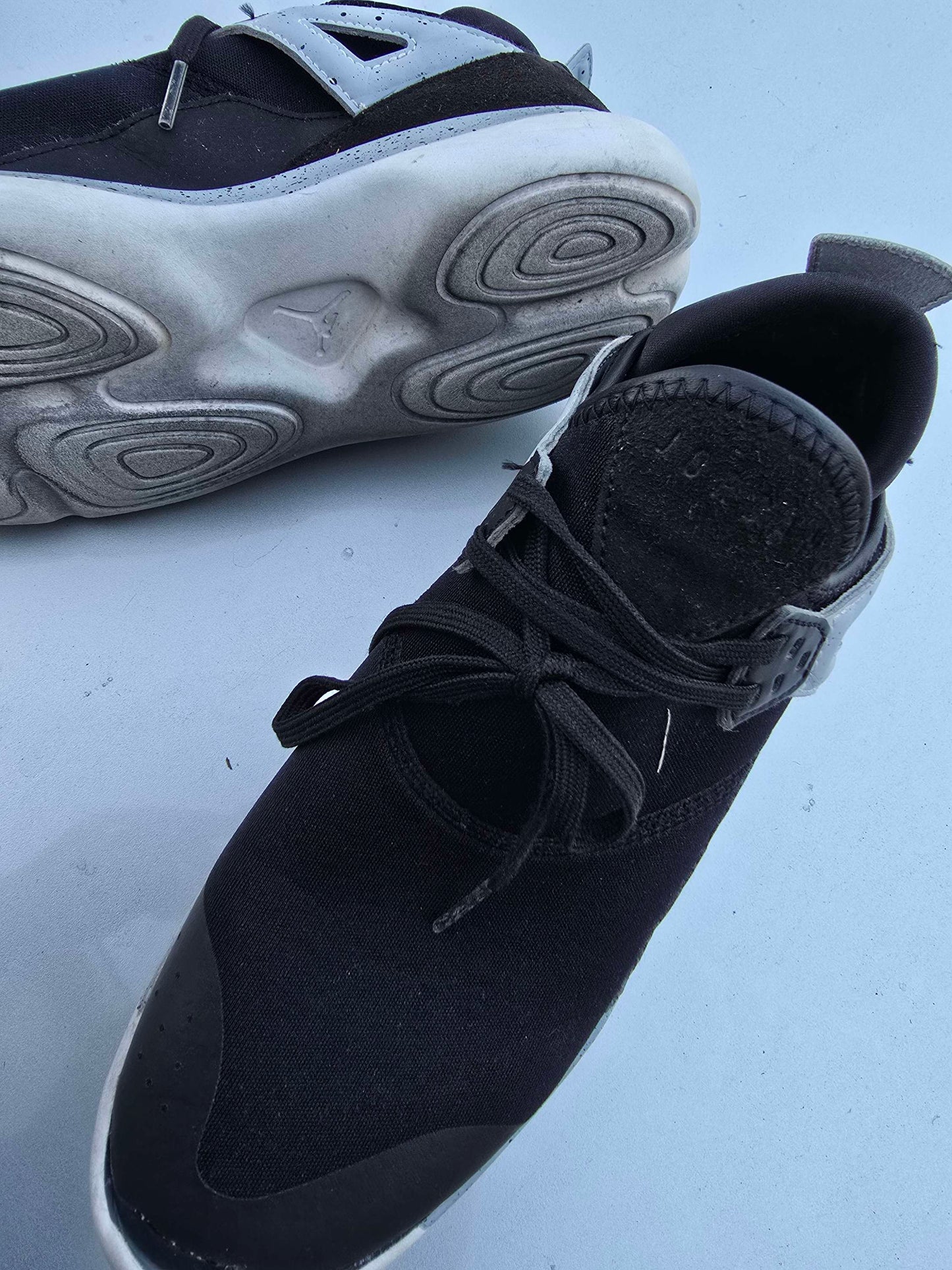 kids Jordan Fly 89 Size 7y shoe image 4