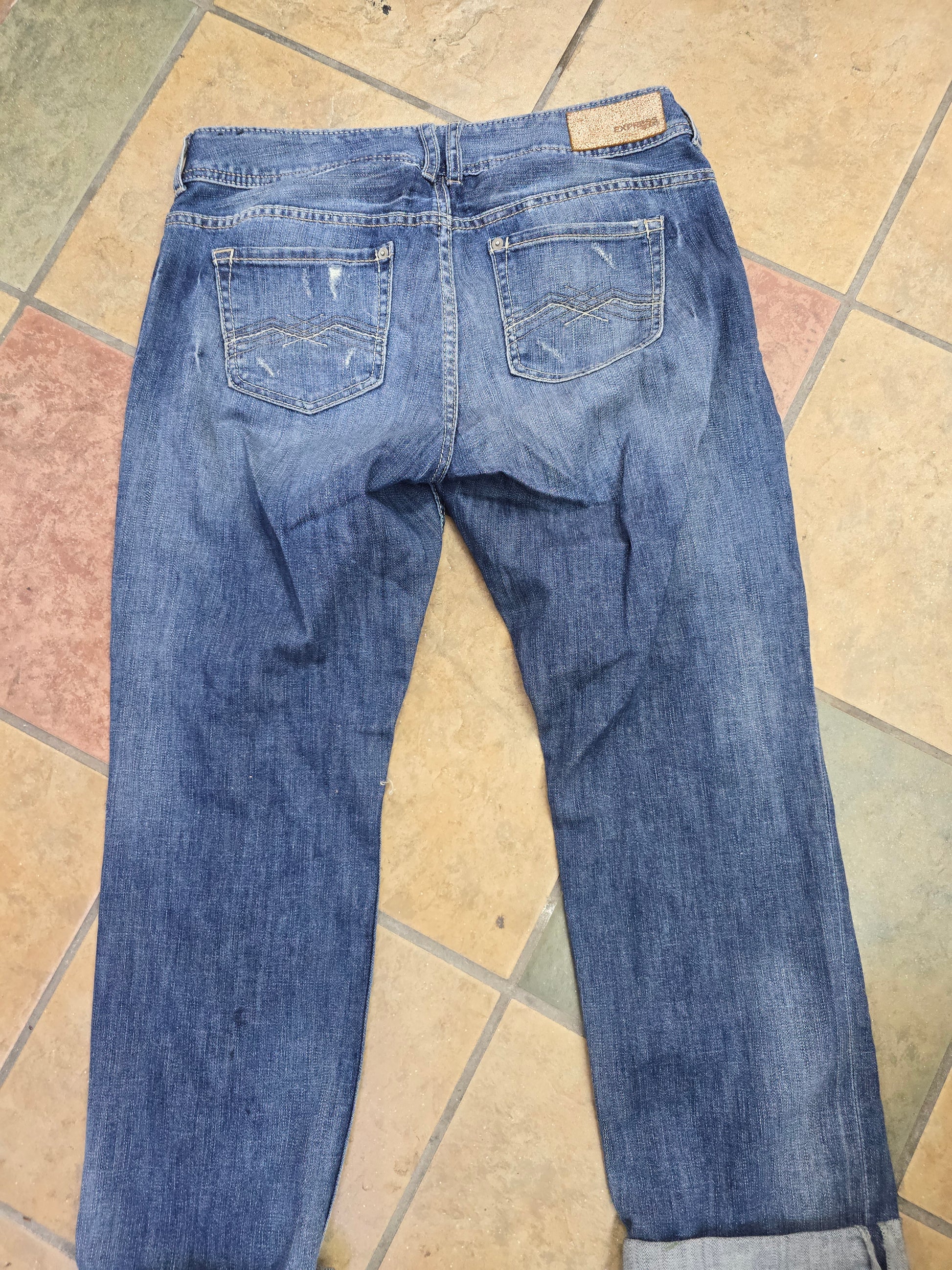 Express boyfriend jeans/denim size 8 image 1