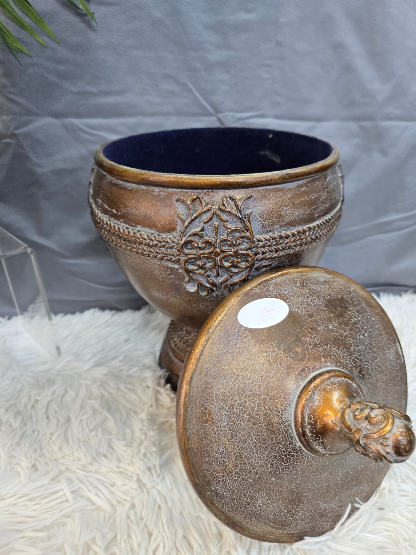 Ornate Baroque resin urn image 1
