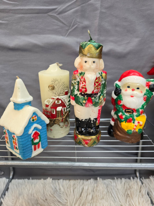Set of Christmas candles image 0