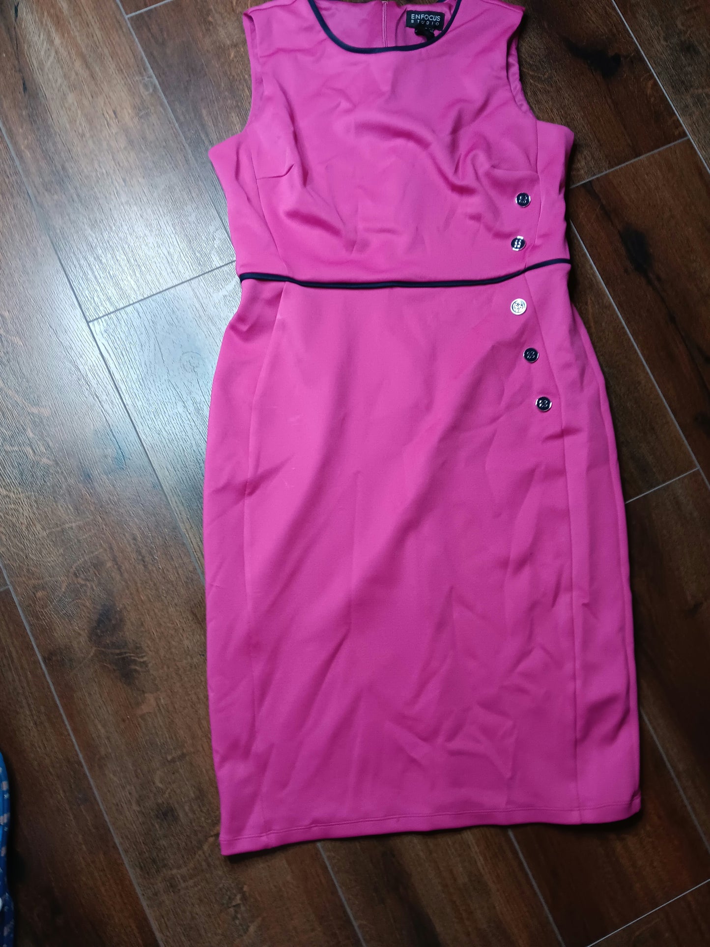 Knee length rose pink dress size 12 image 4
