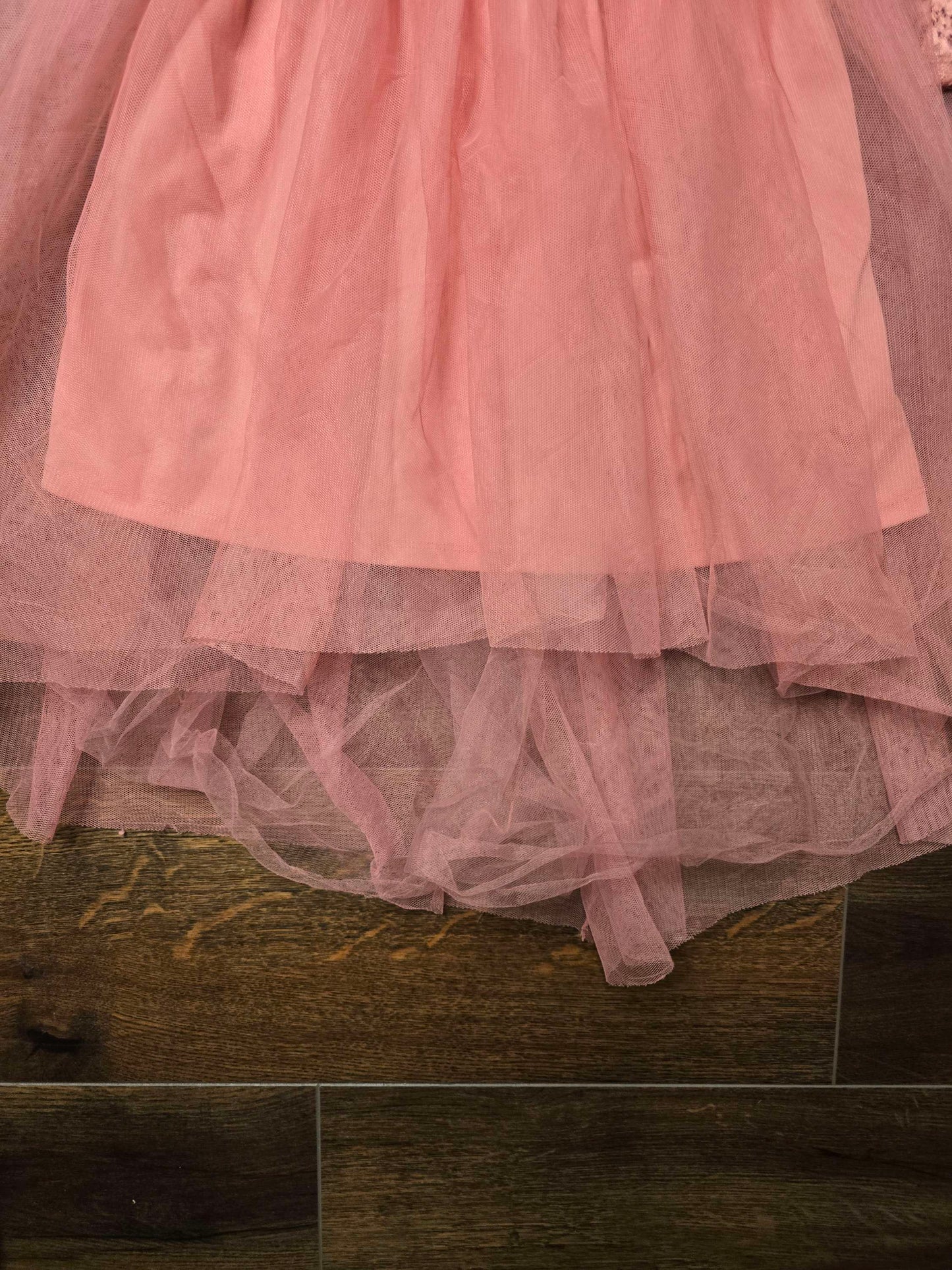 Girl dress size 8 image 3