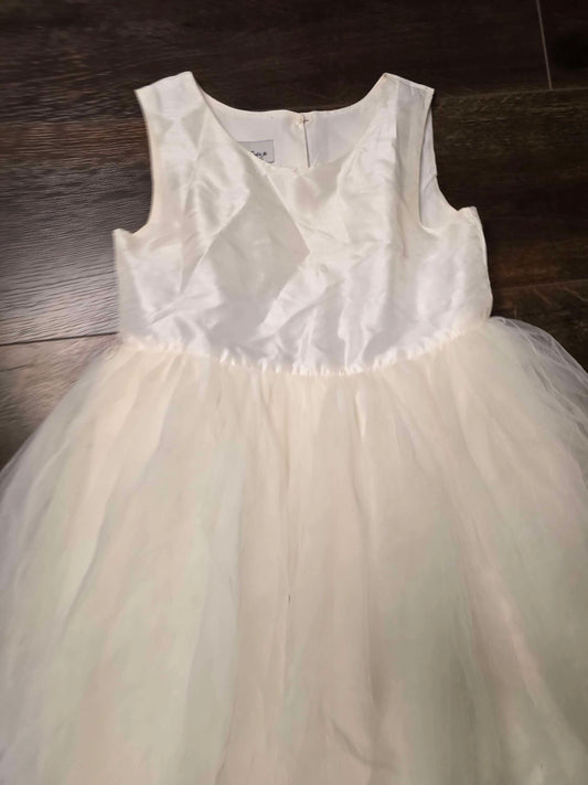 White girl dress size 8 image 1