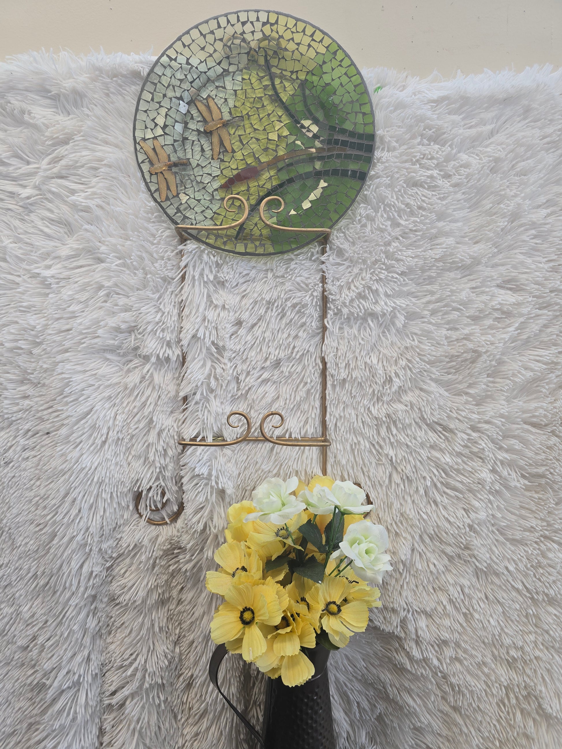 Yellow and green firefly decorative plate image 4