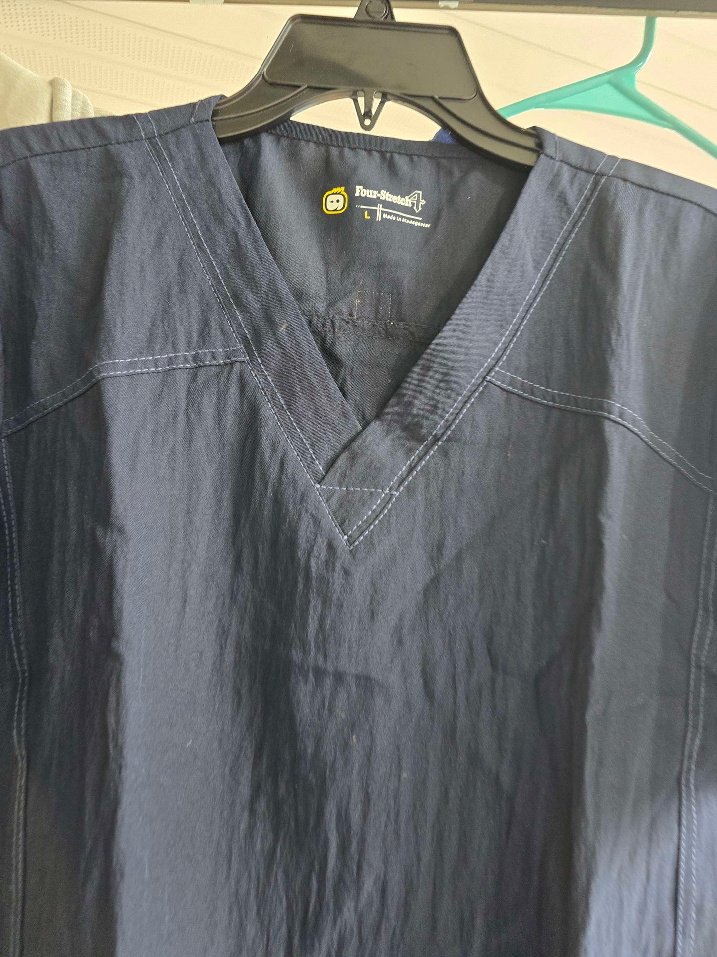 Wonder wink blue scrub top L image 0