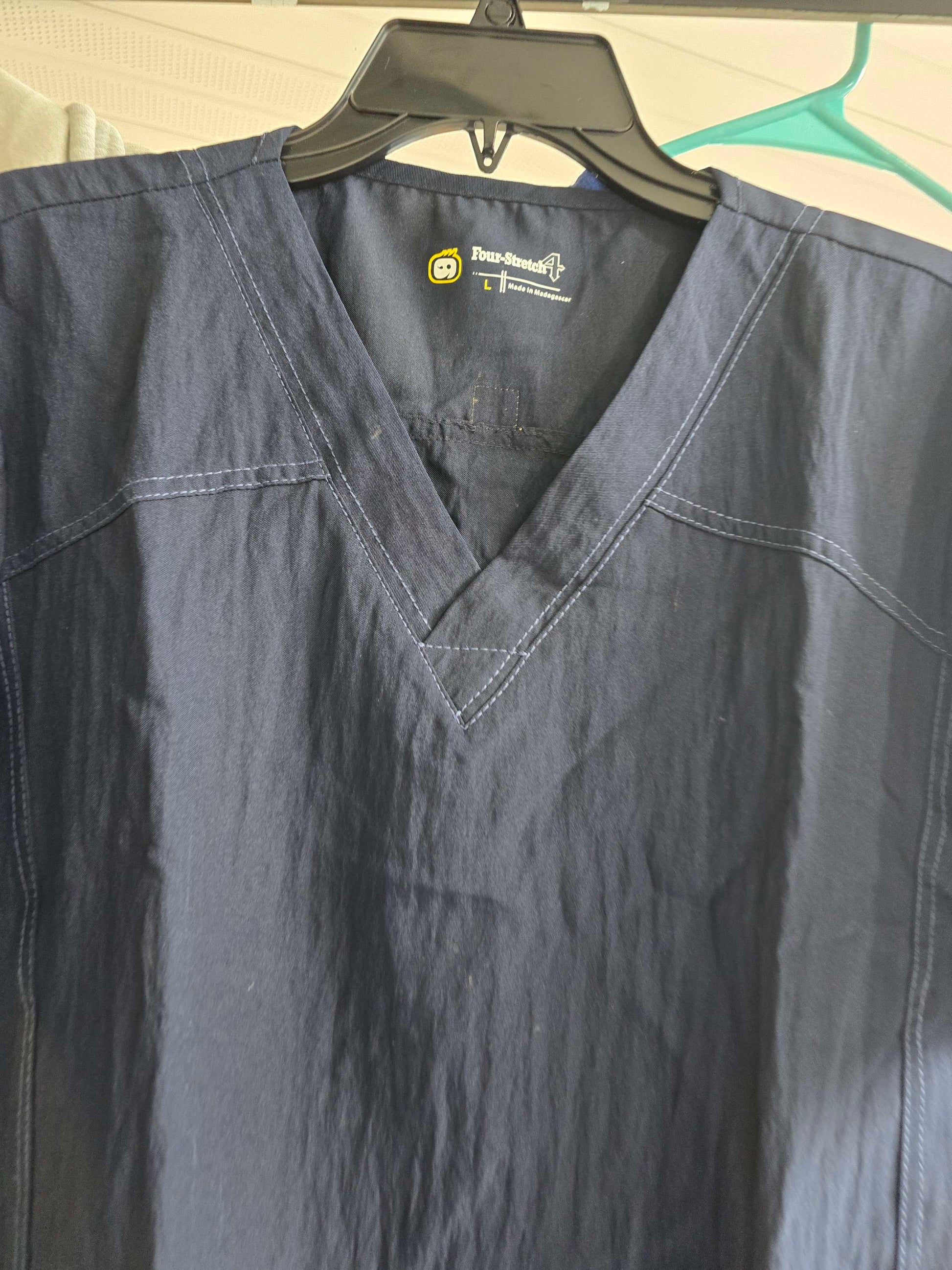 Wonder wink blue scrub top L image 0