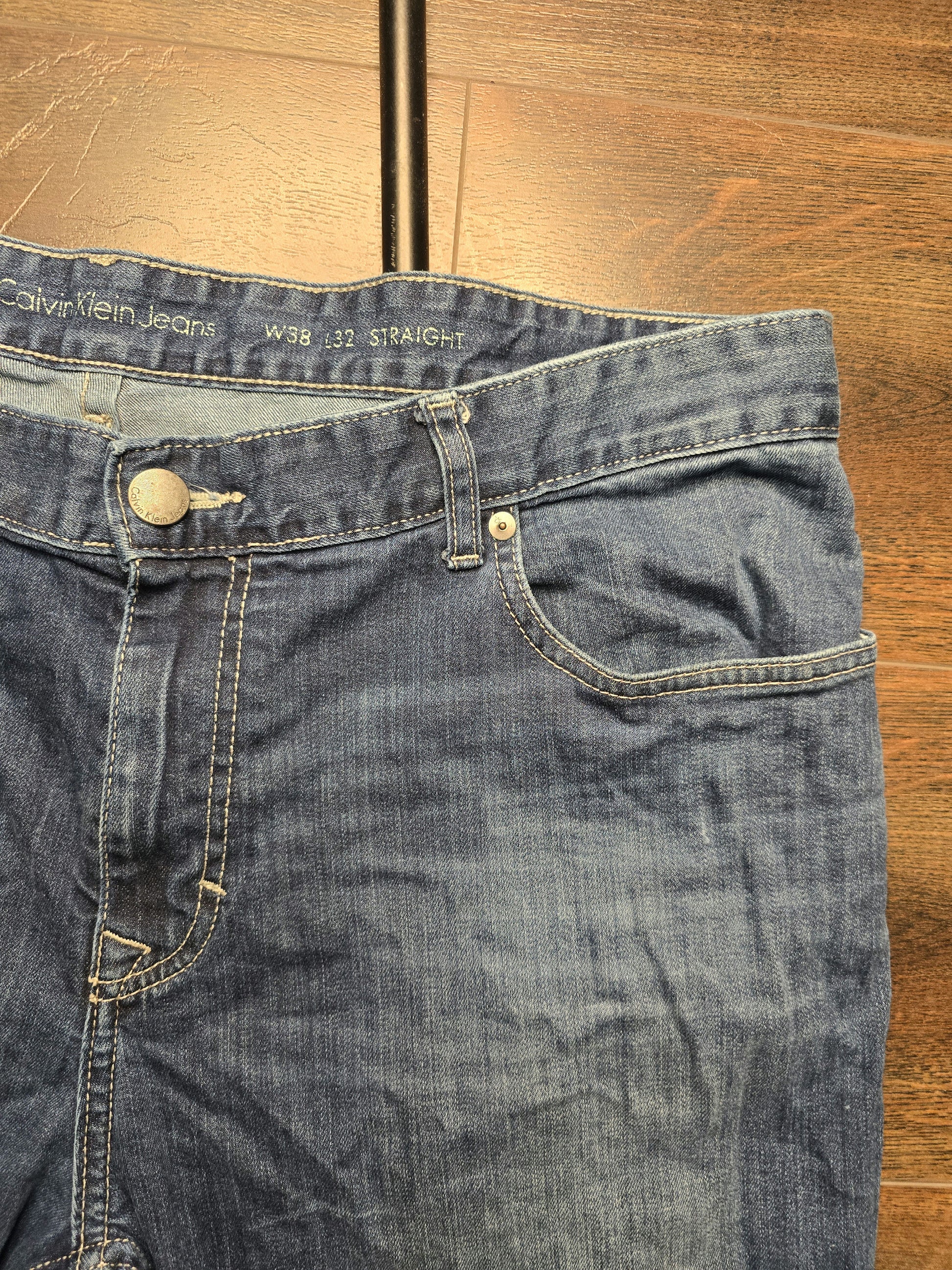 Calvin Klein men denim 38x32 image 3