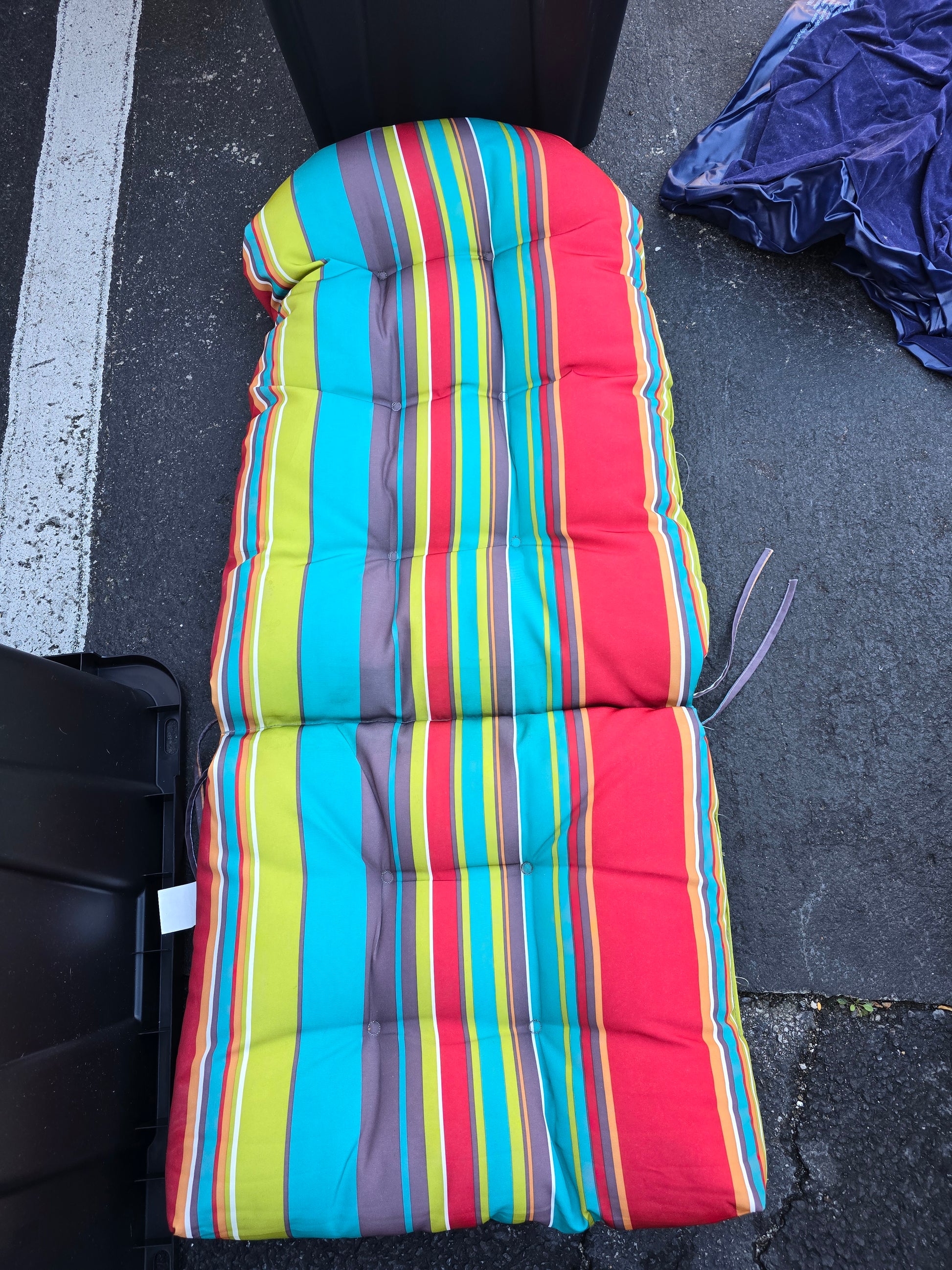Patio chair cushion 45x18 image 1