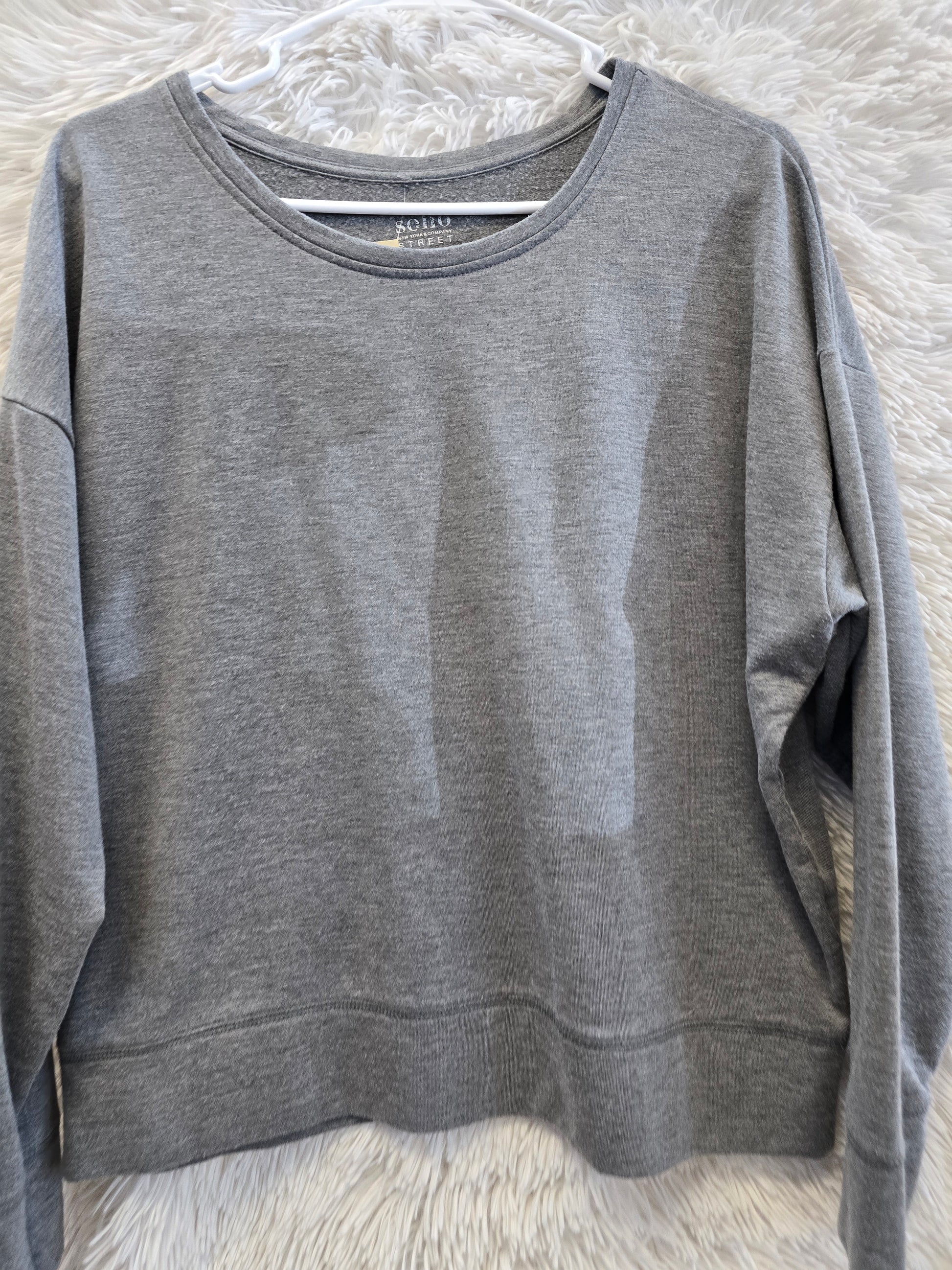 Gray sweater  M image 1