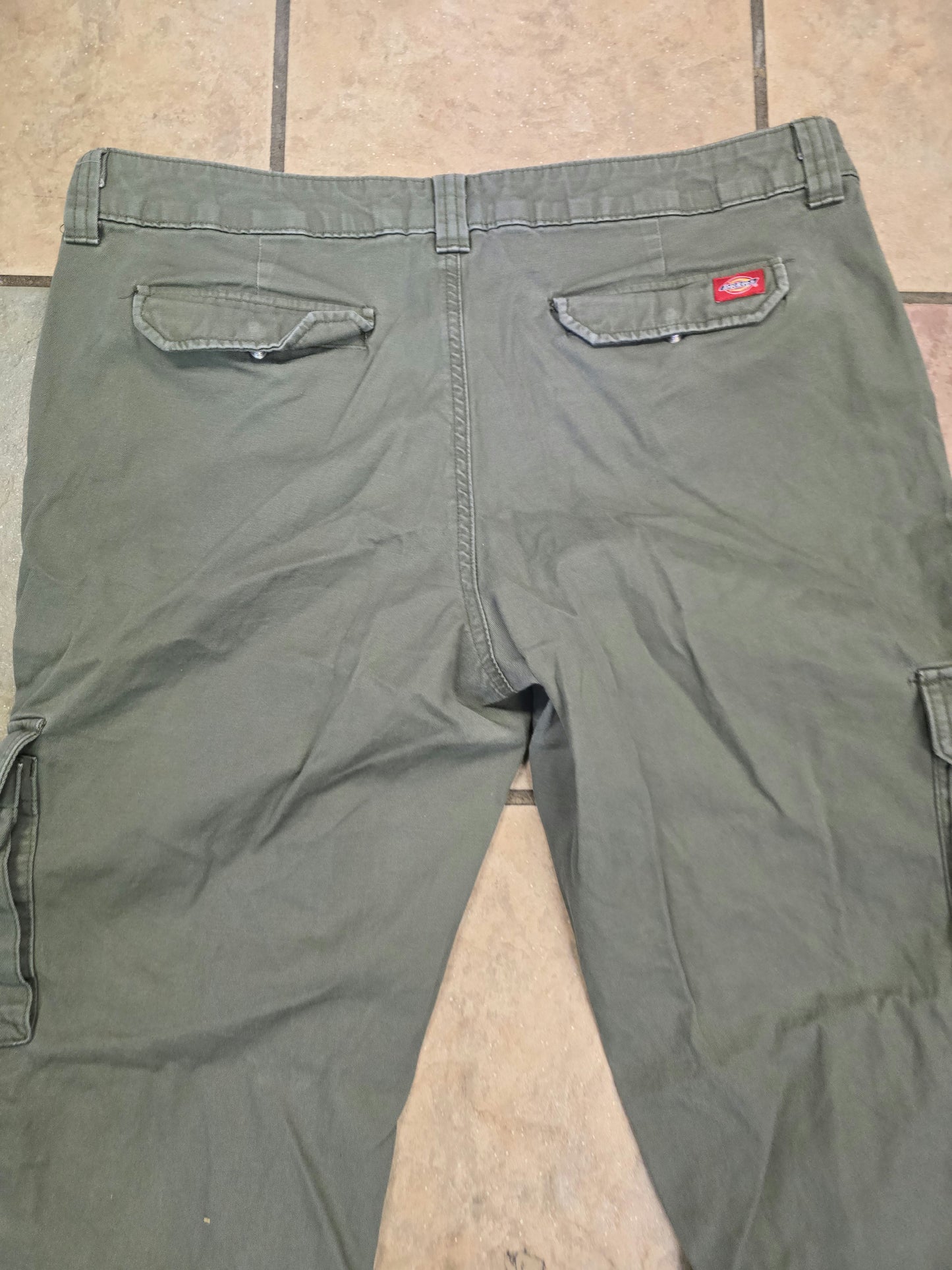 Dickies army green multi pocket pants 14R image 6