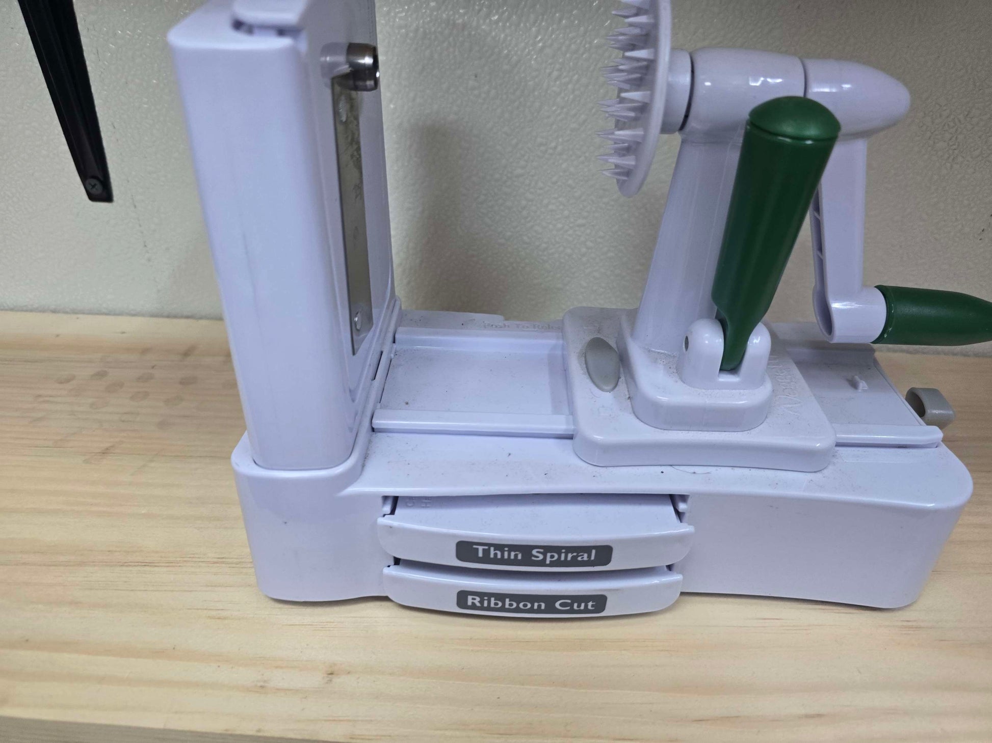 Veggetti Pro Spiralizer Spiral Vegetable Slicer Cutter Salads Slaw BS3 image 0