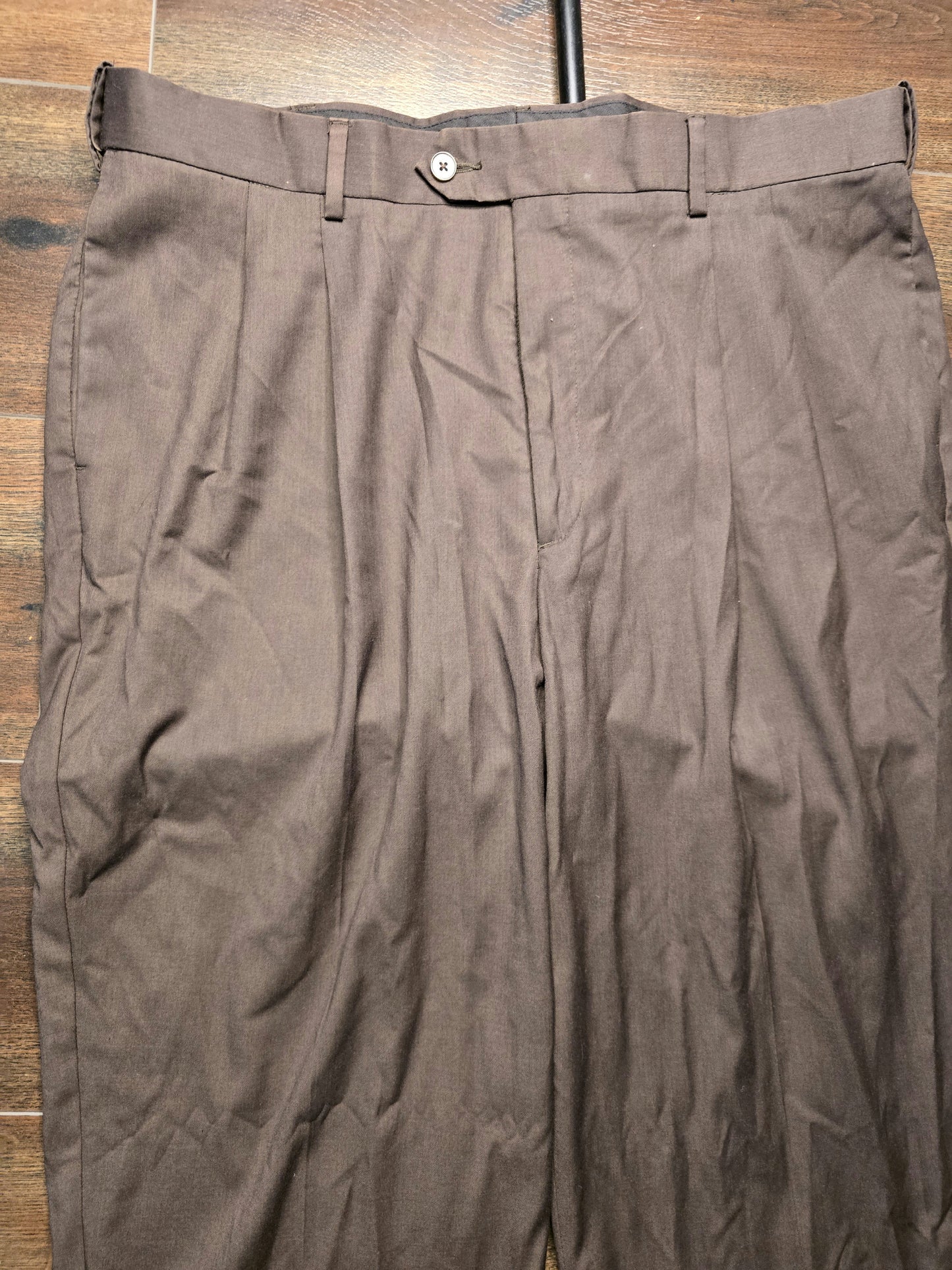 Savane men dress pants 38x32 image 1
