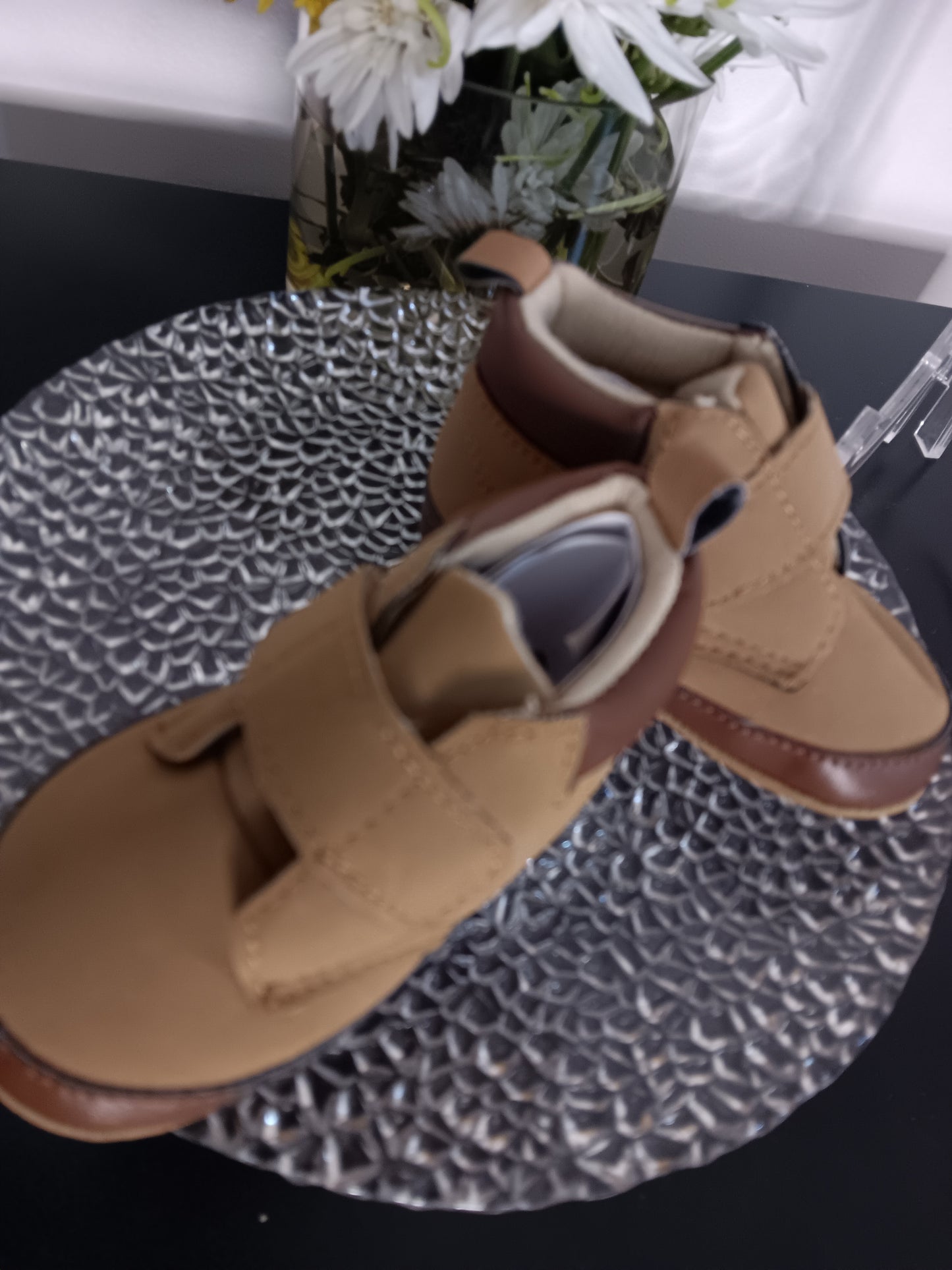 Baby Boys Soft Sole High-Top Crib Shoes – Tan & Brown image 0