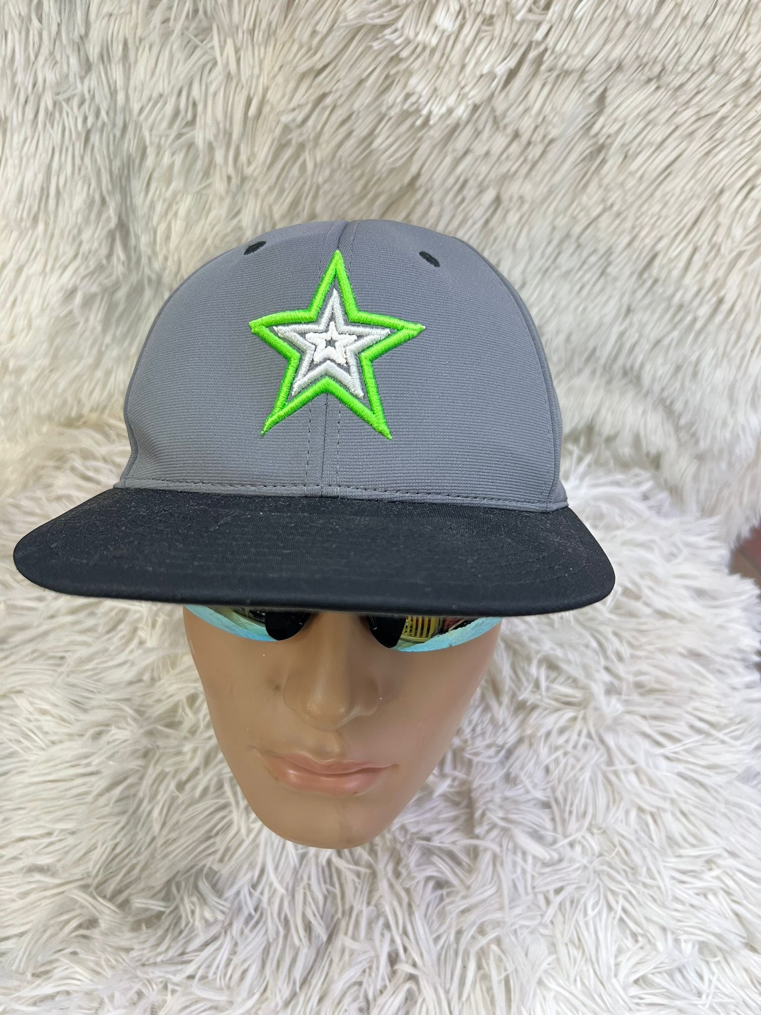 Richardson Cap image 1