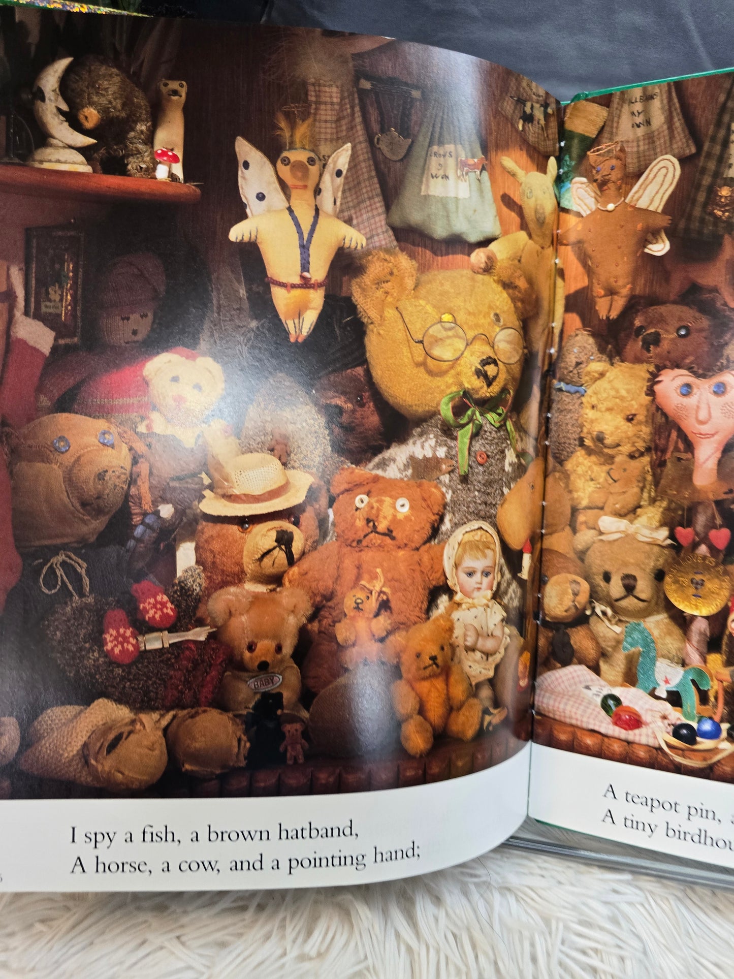 I Spy Christmas  image 3