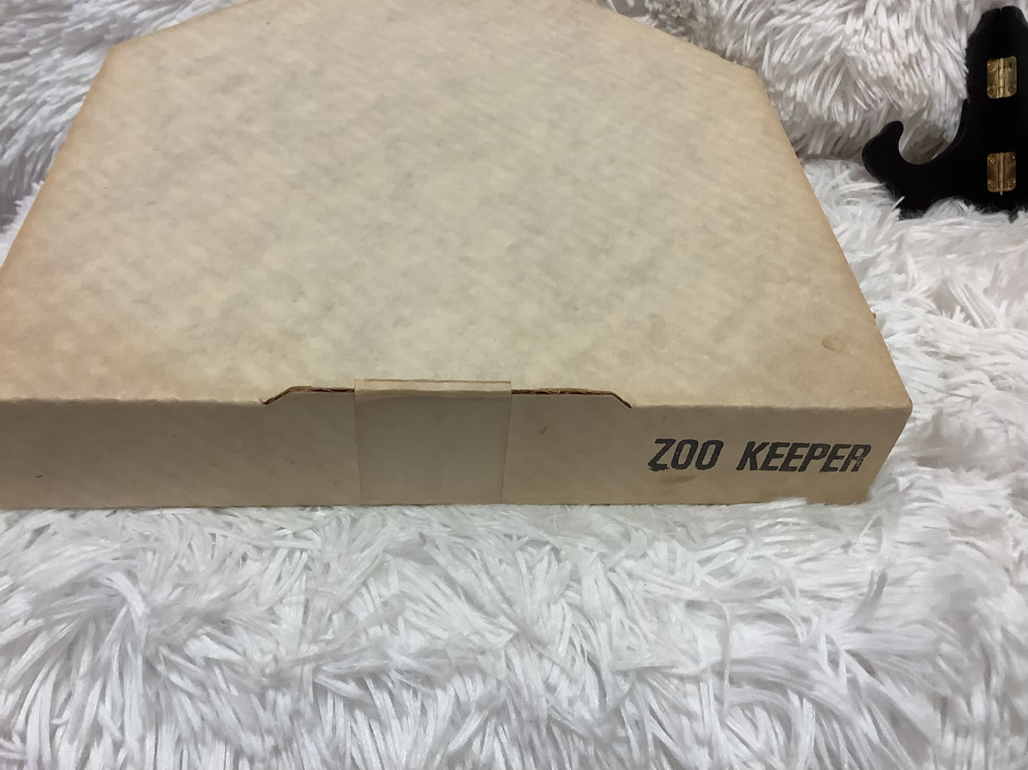 Norman Rockwell “the zoo keeps” plate image 1