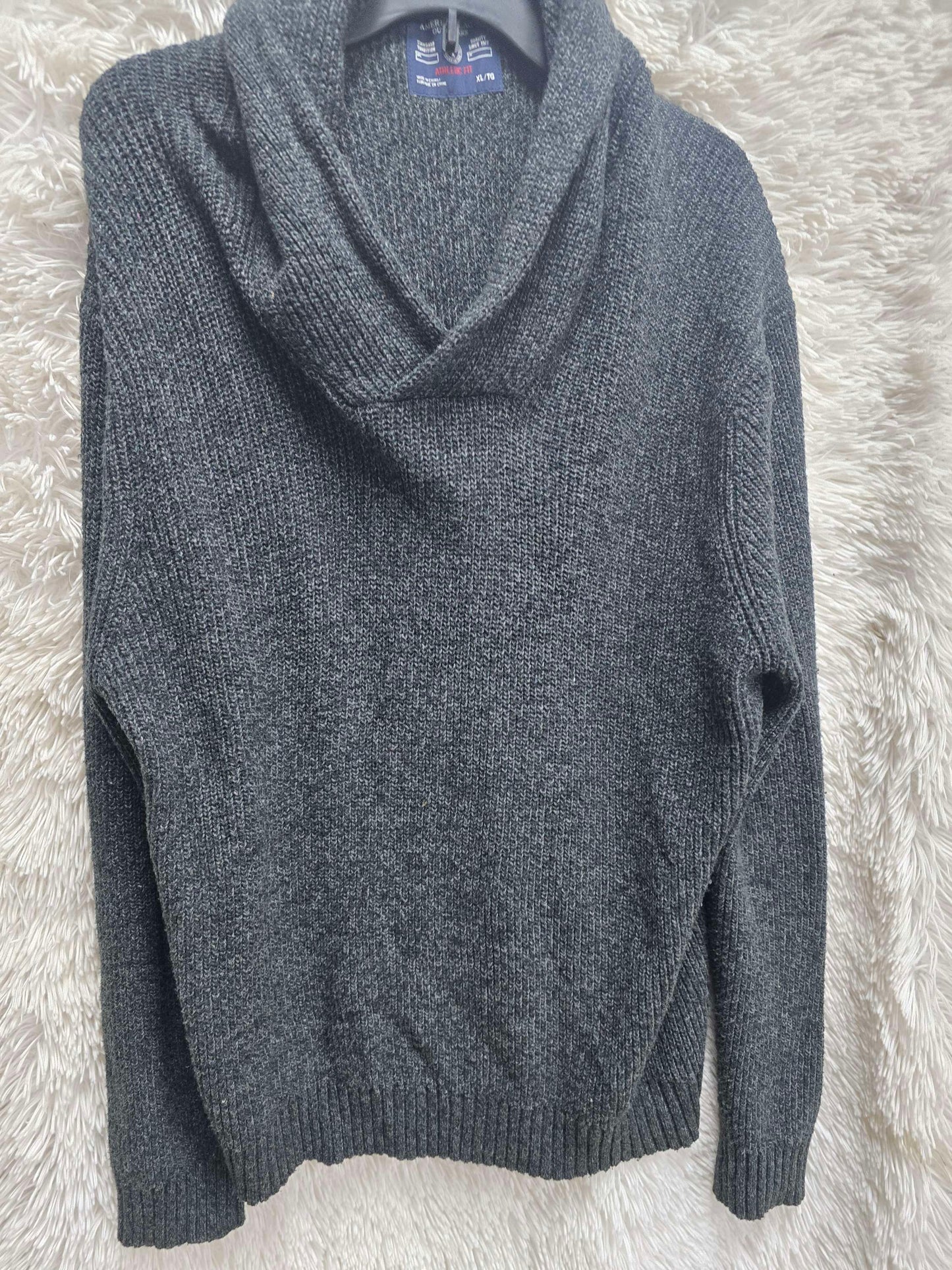 America Eagle athletic fit men sweater XL image 1
