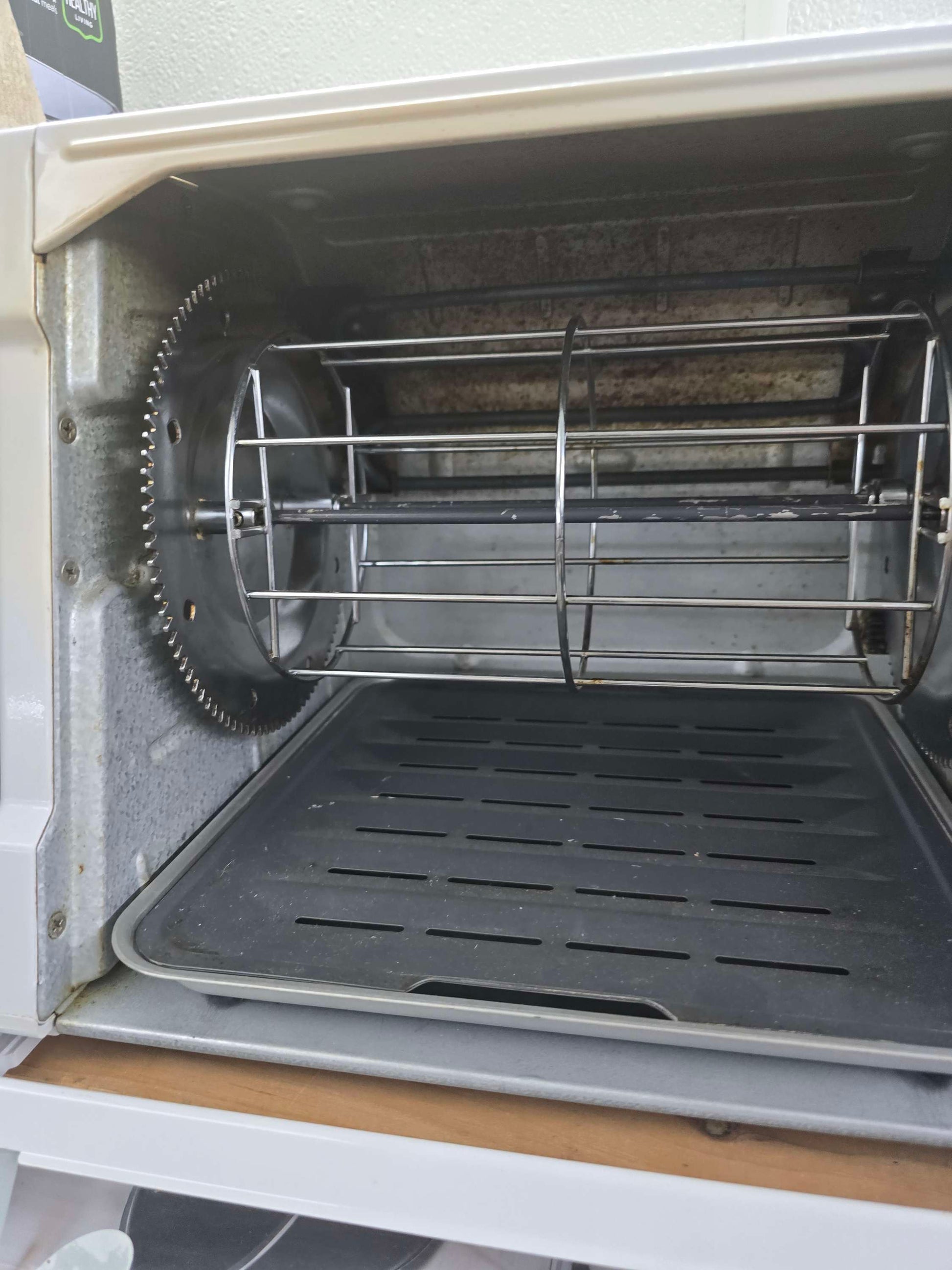 Ronco Showtime Compact Rotisserie & BBQ Oven model 3000T White image 3
