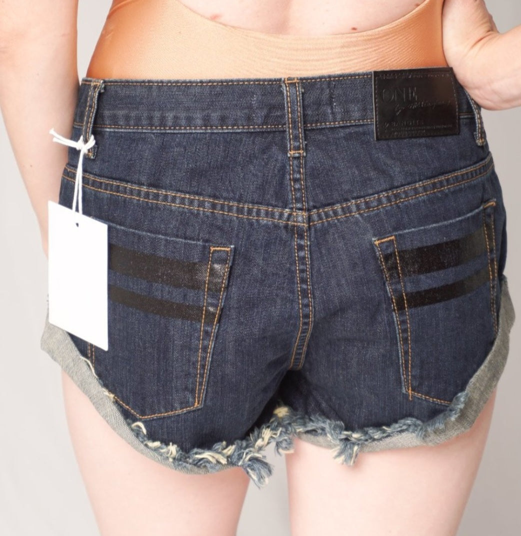 One x one teaspoon shorts size 25 image 2