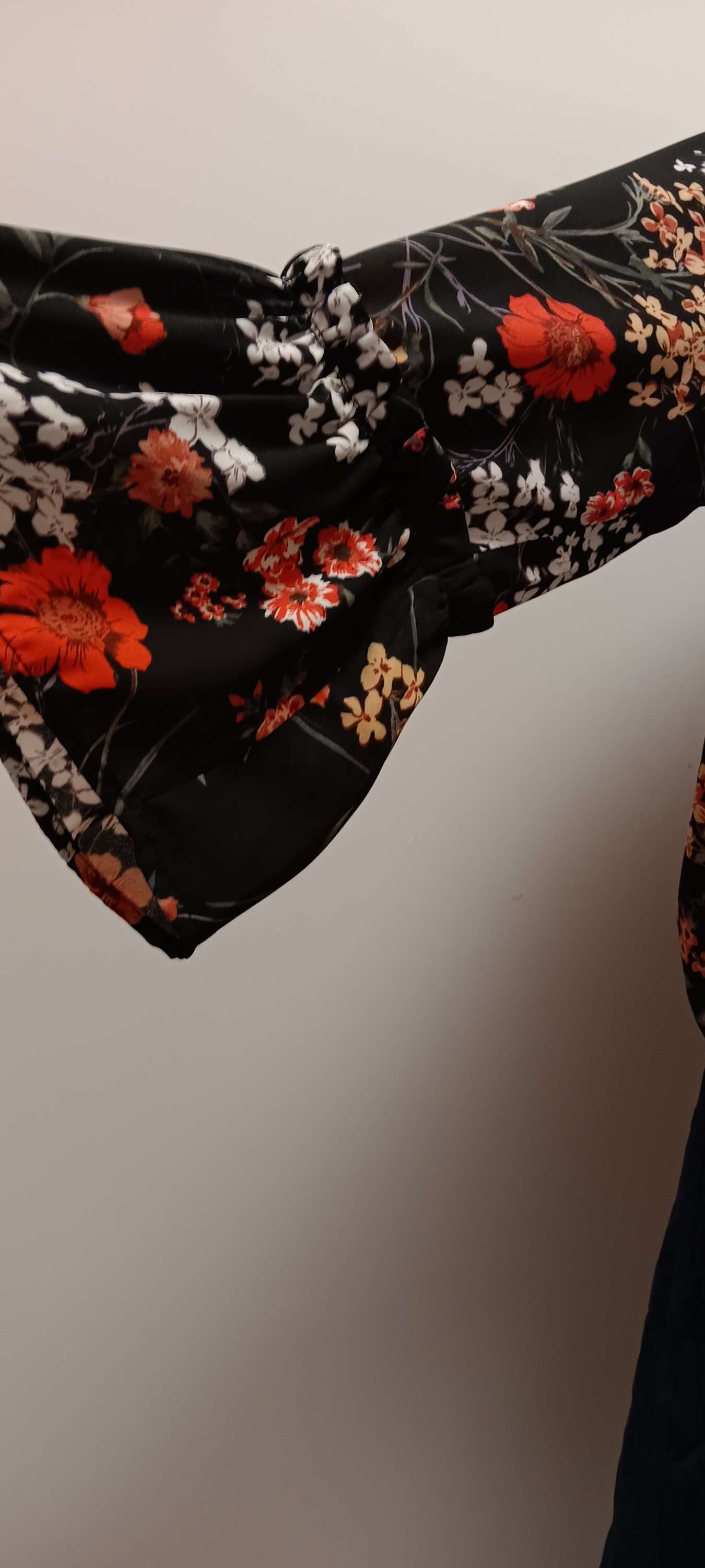 Black floral Sweet rain blouse size XL image 7