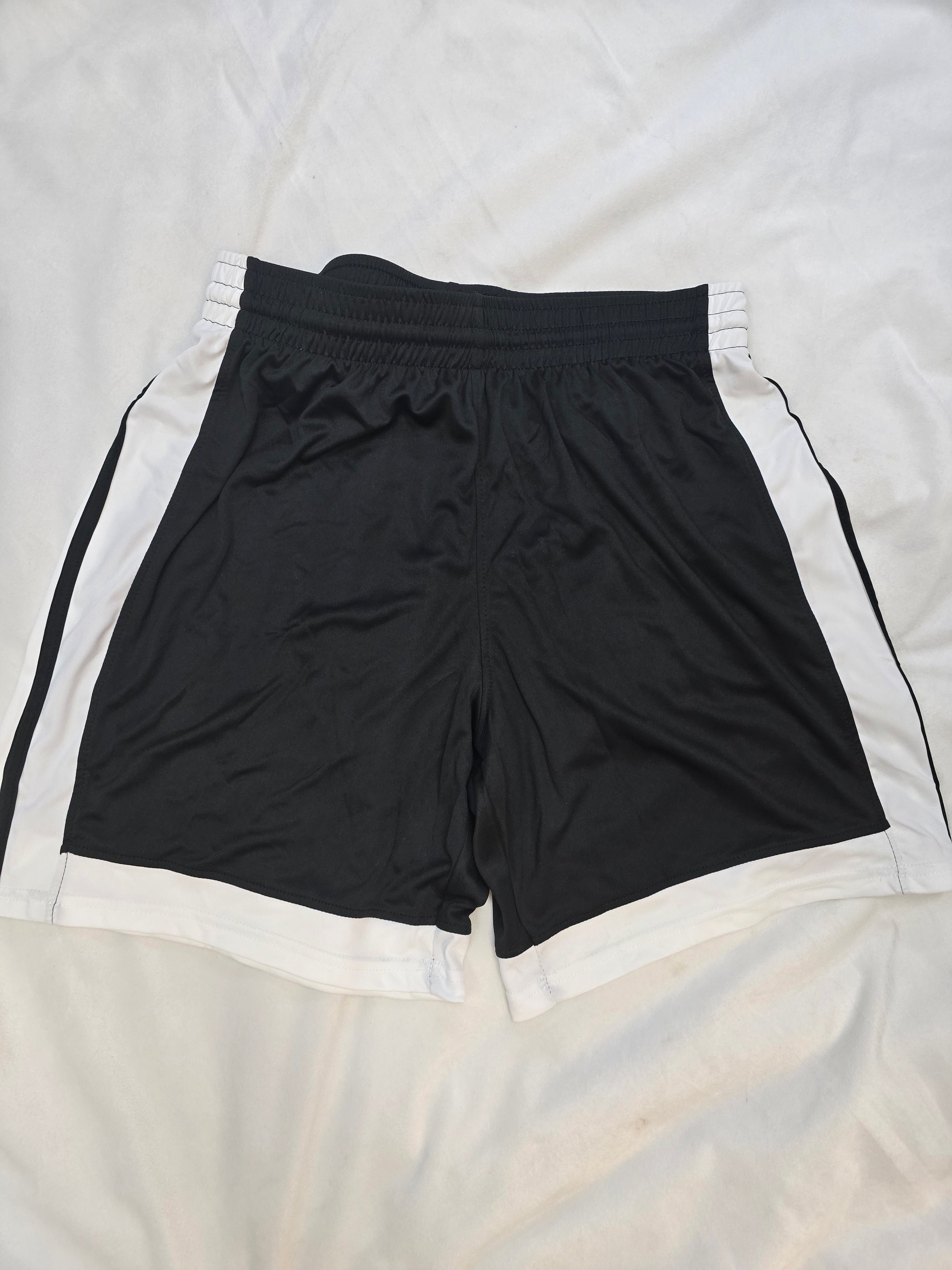 Set of 2 black and white boy shorts size L image 1