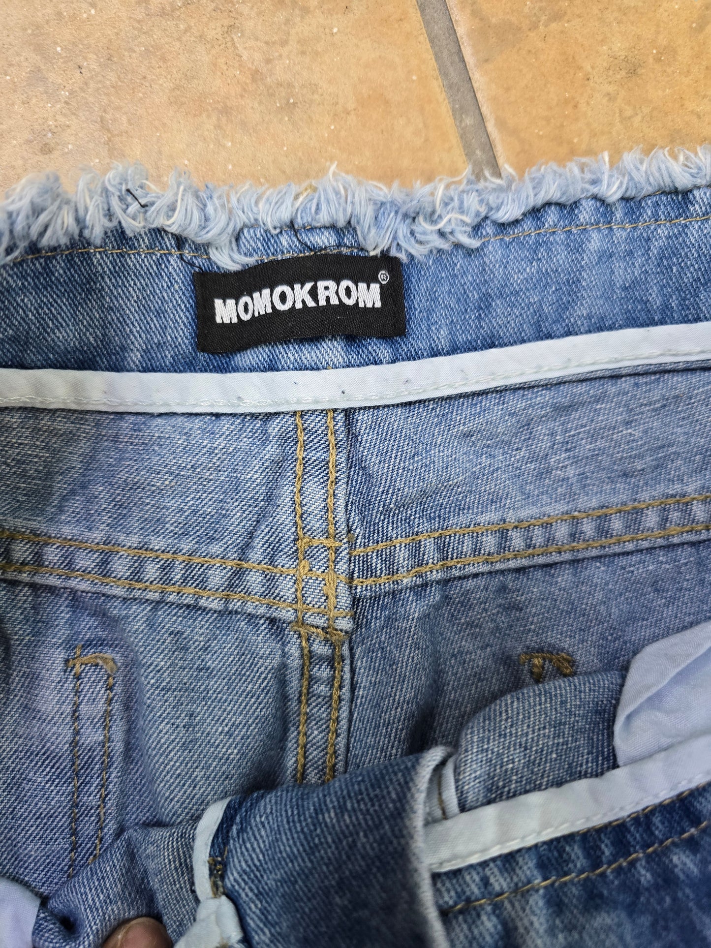 Woman boyfriend jeans/denim size 8 image 6