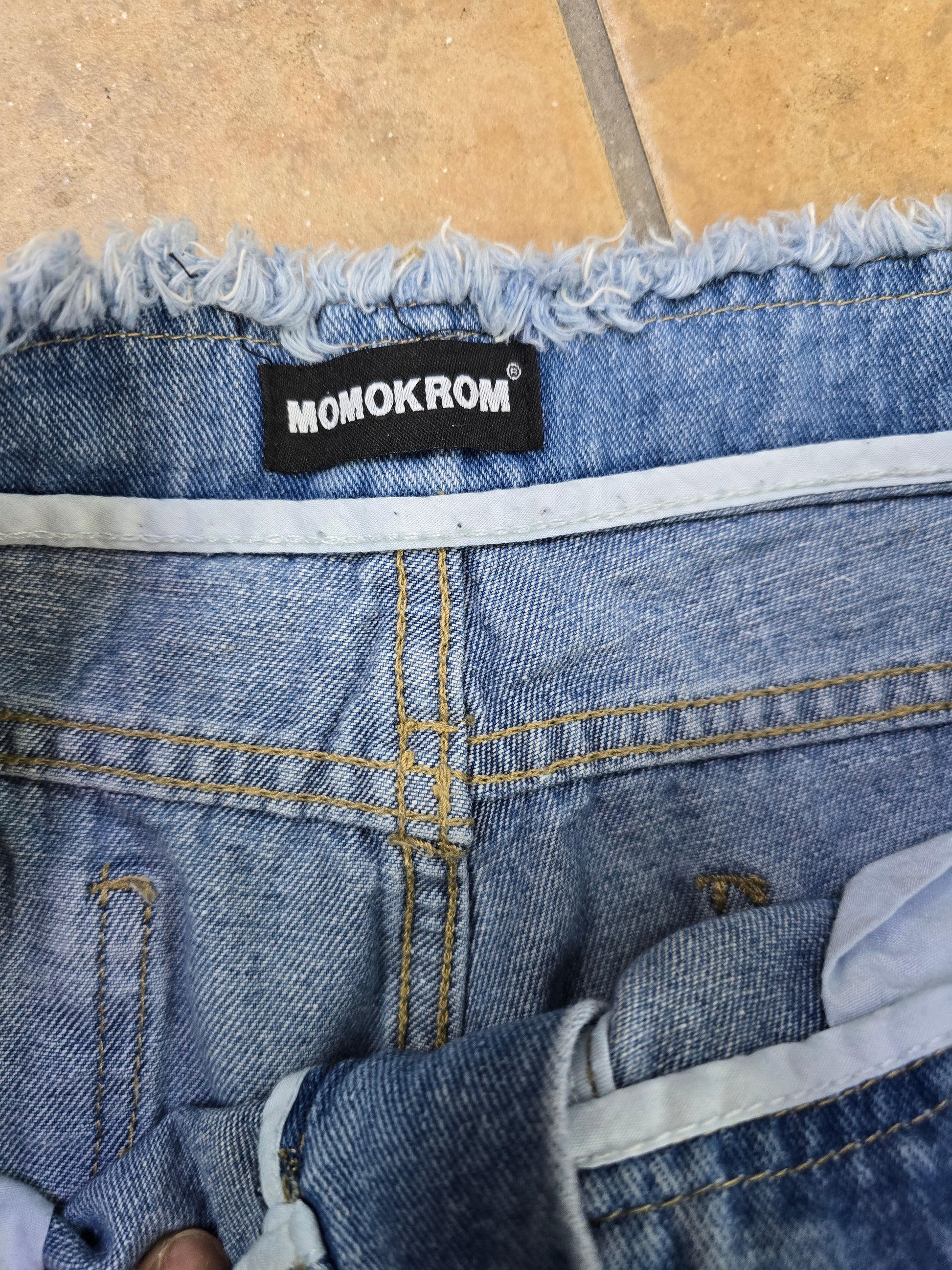 Woman boyfriend jeans/denim size 8 image 6